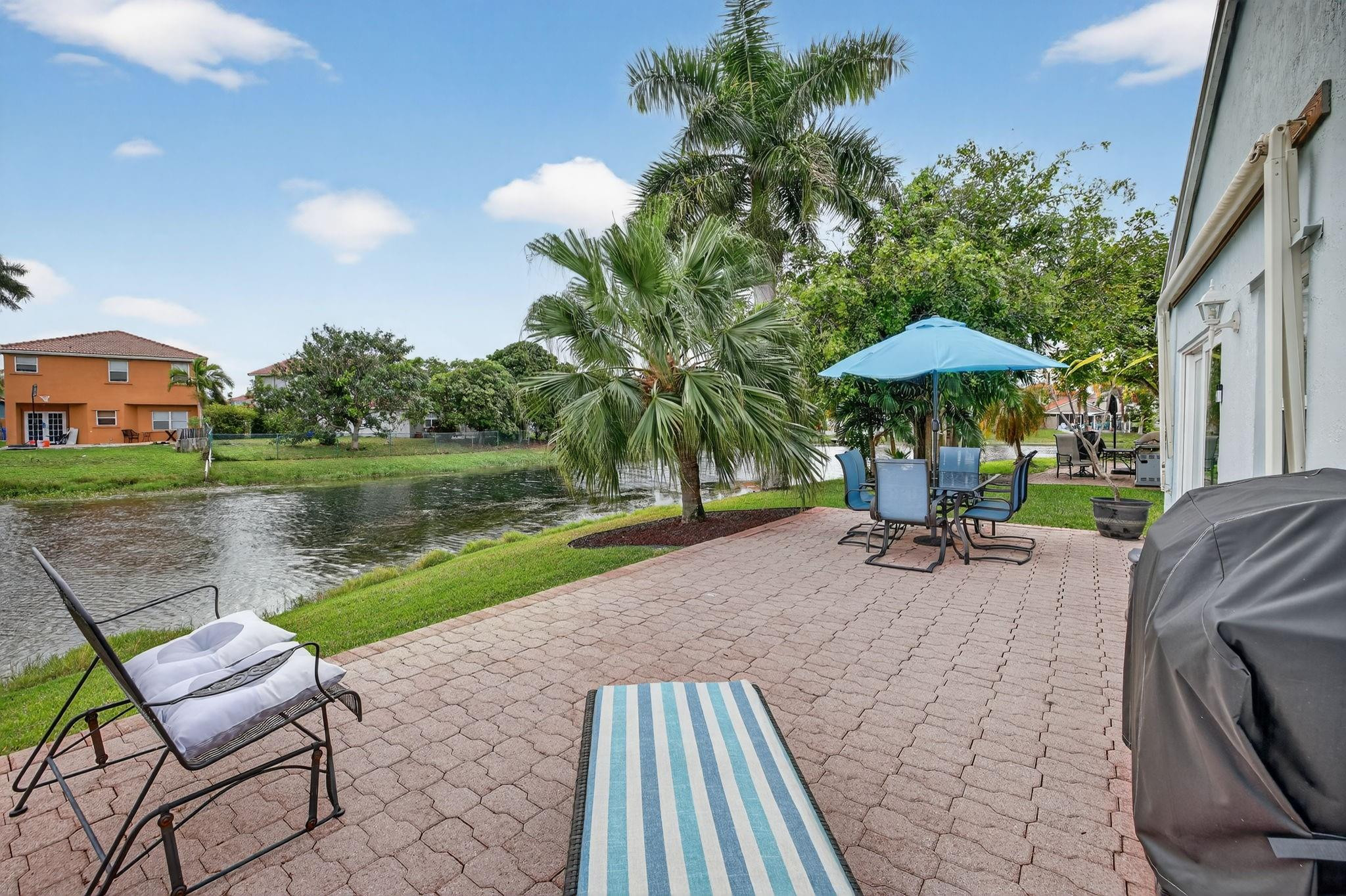 10638 NW 7th Street