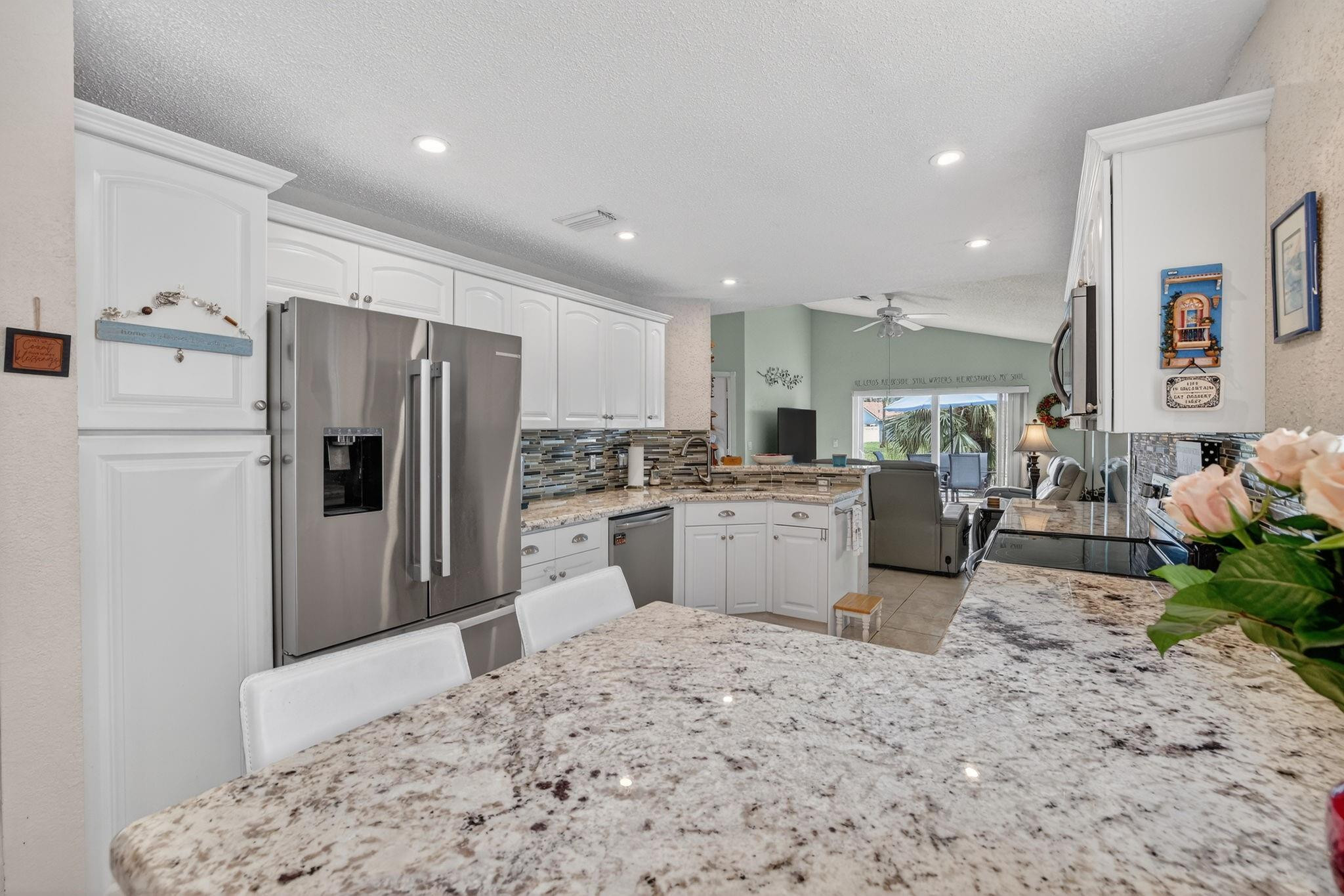 10638 NW 7th Street