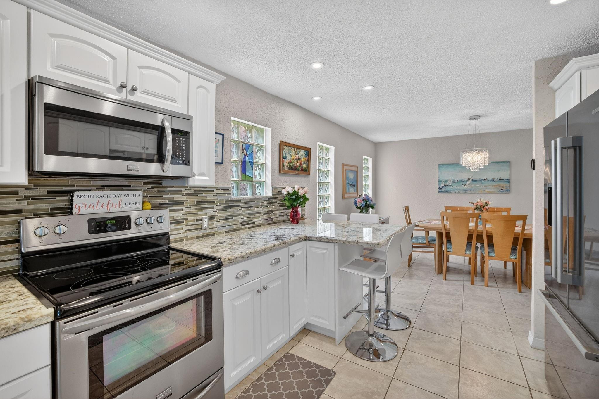 10638 NW 7th Street