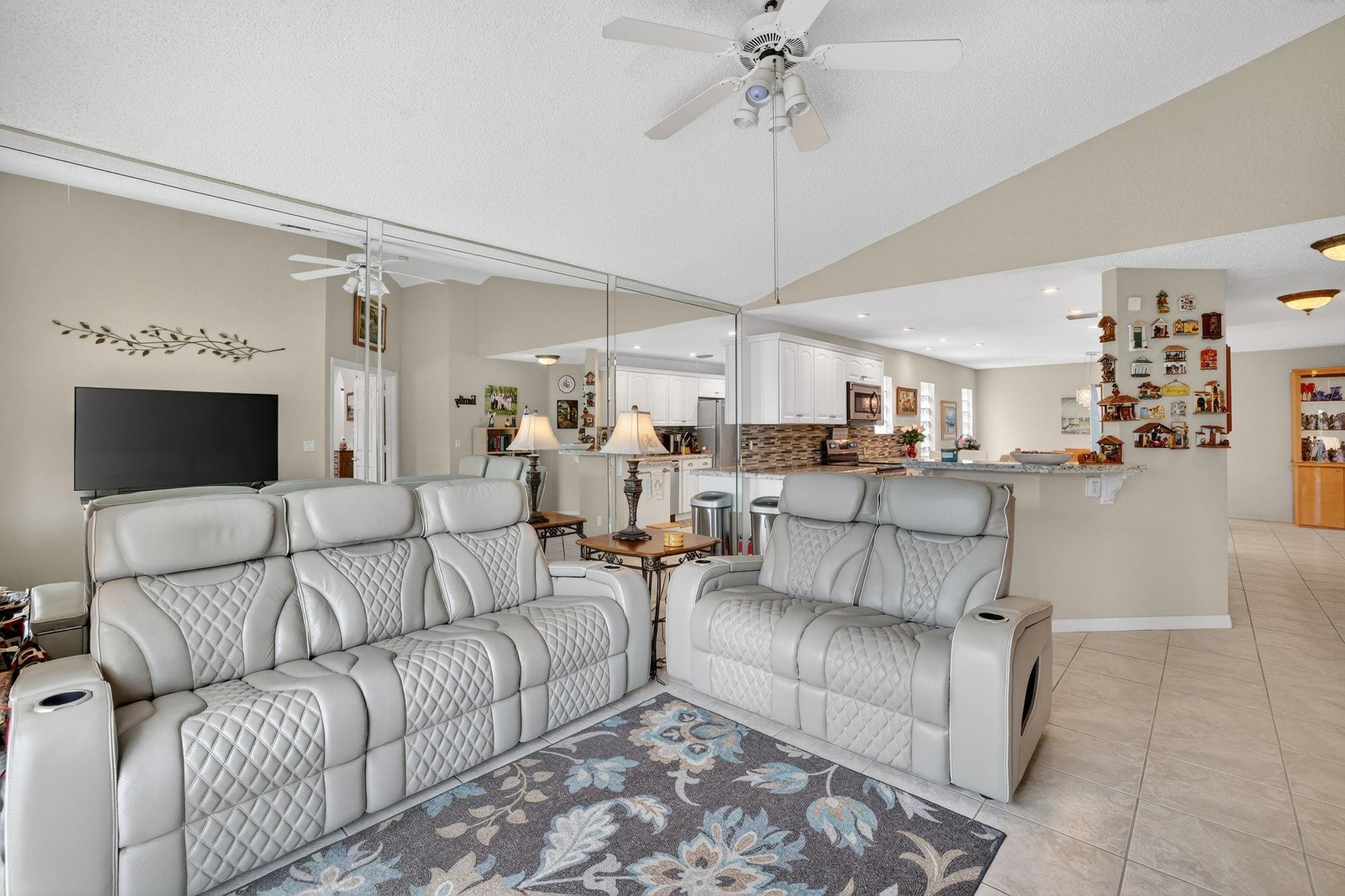 10638 NW 7th Street