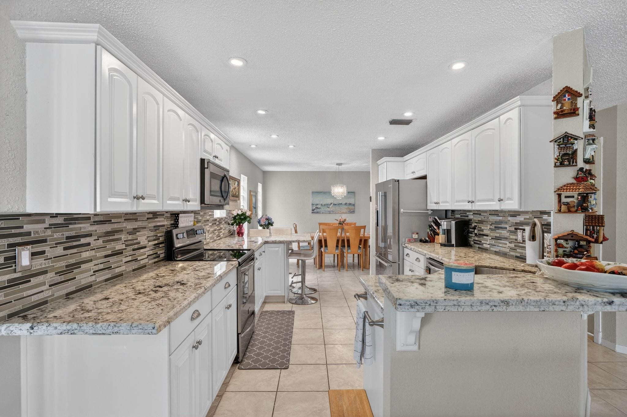 10638 NW 7th Street