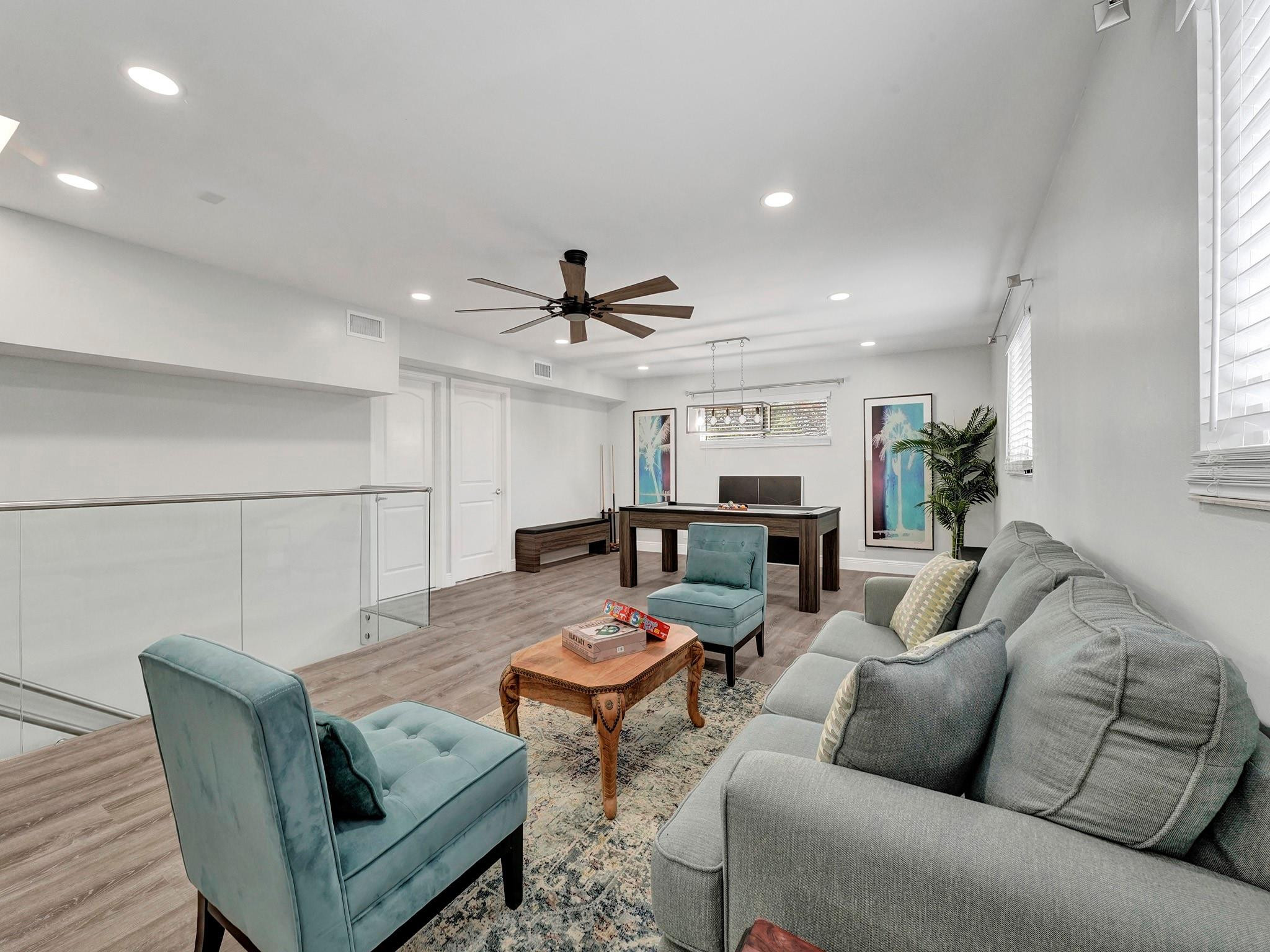 3261 Aqua Vista Drive