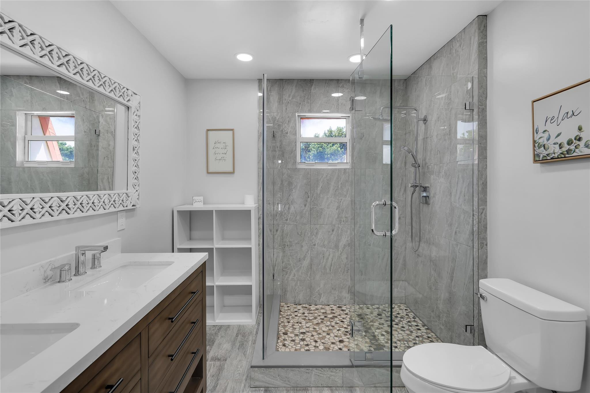 3261 Aqua Vista Drive