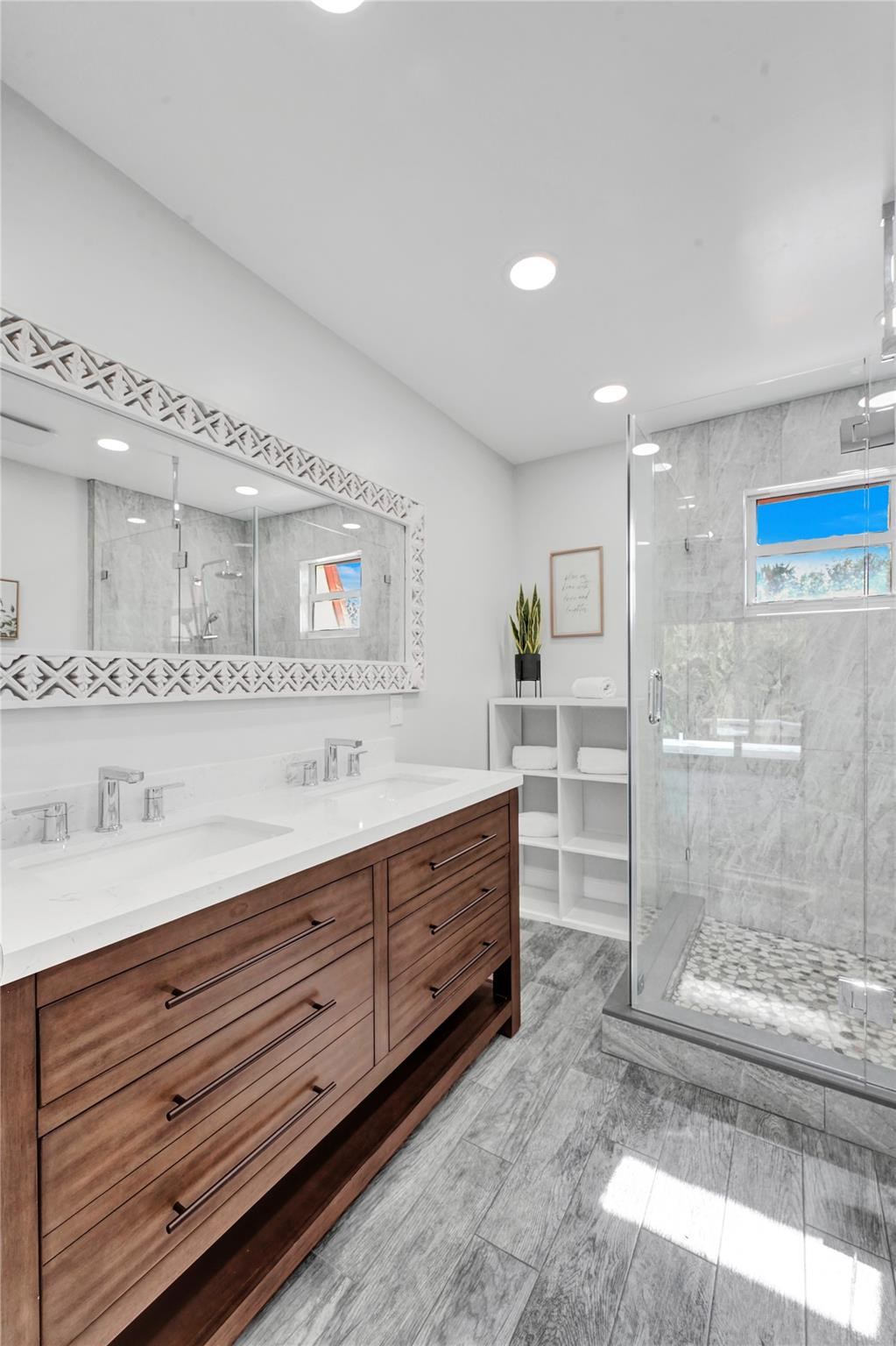 3261 Aqua Vista Drive