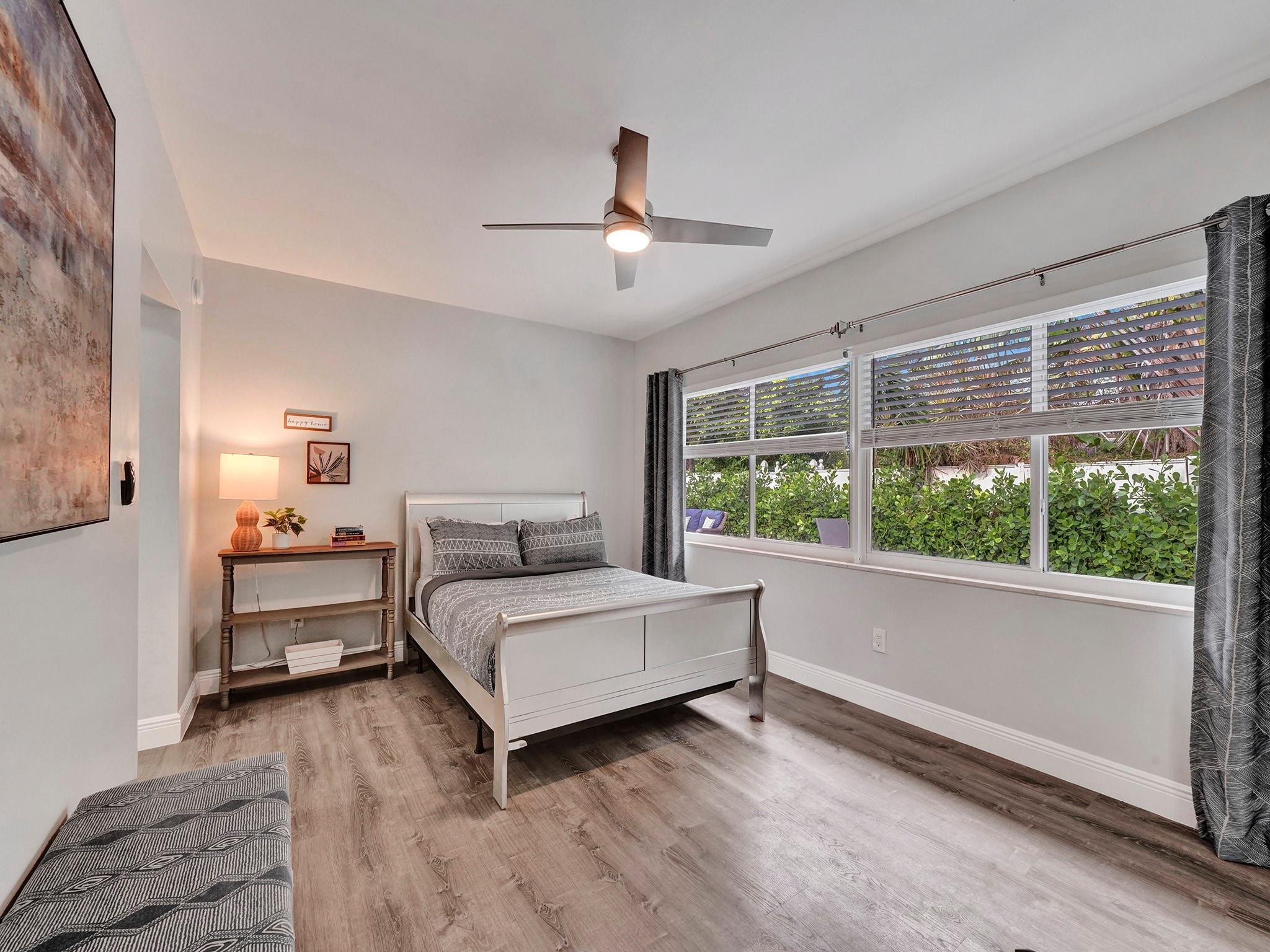 3261 Aqua Vista Drive
