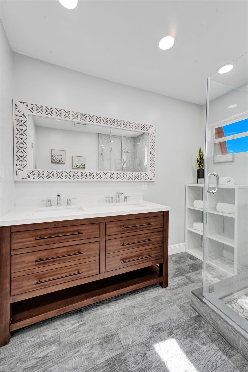 3261 Aqua Vista Drive