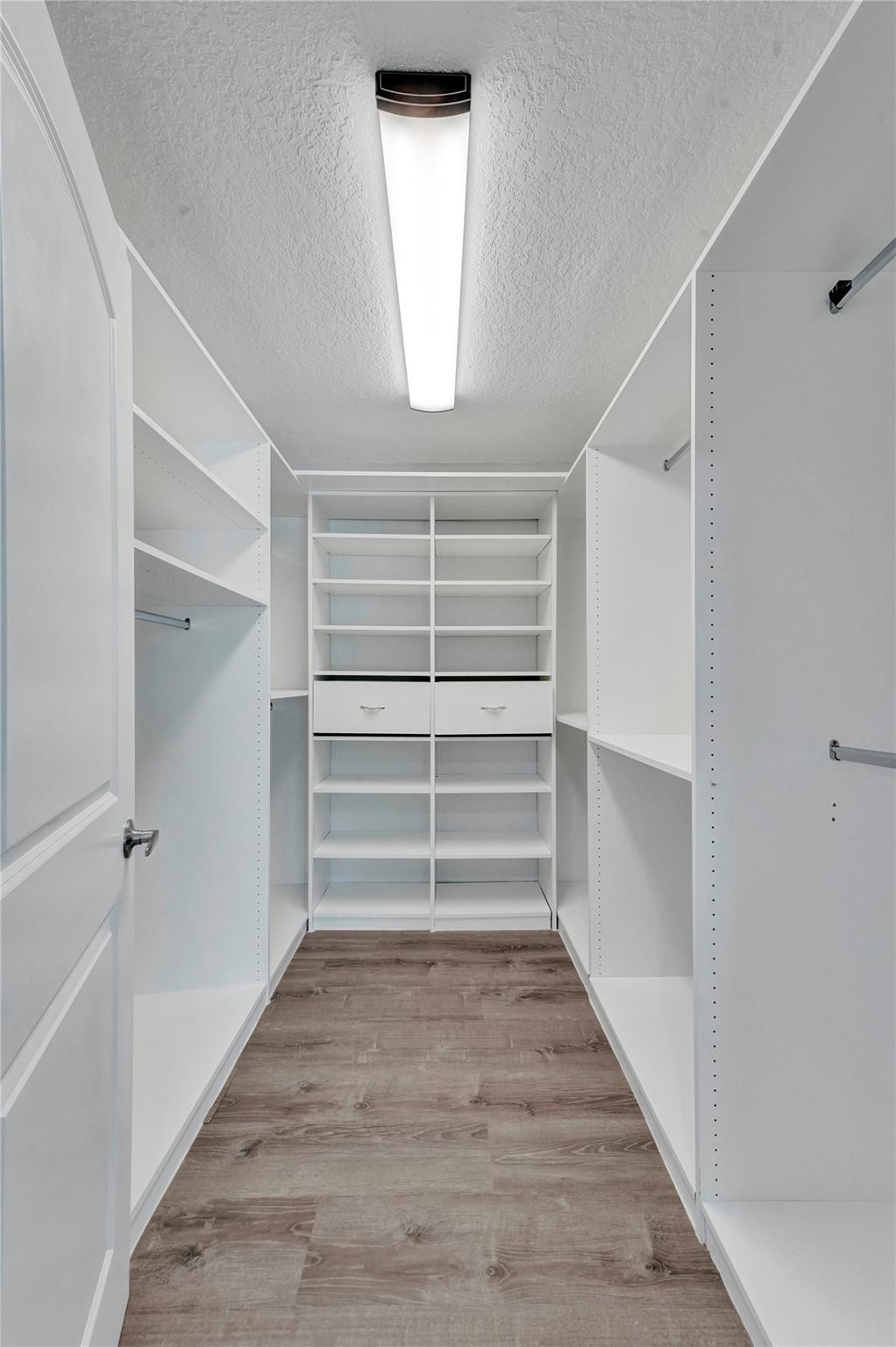 3261 Aqua Vista Drive