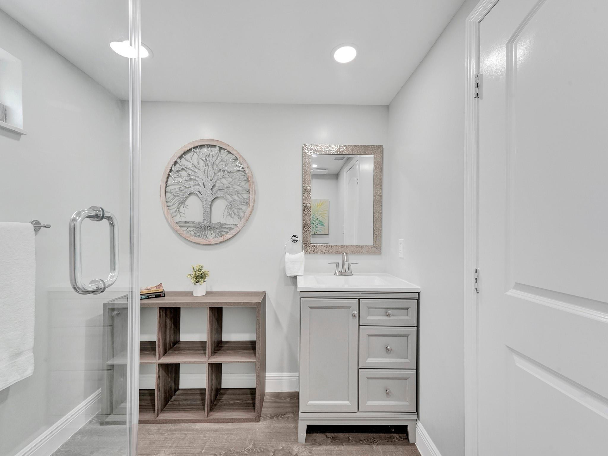 3261 Aqua Vista Drive