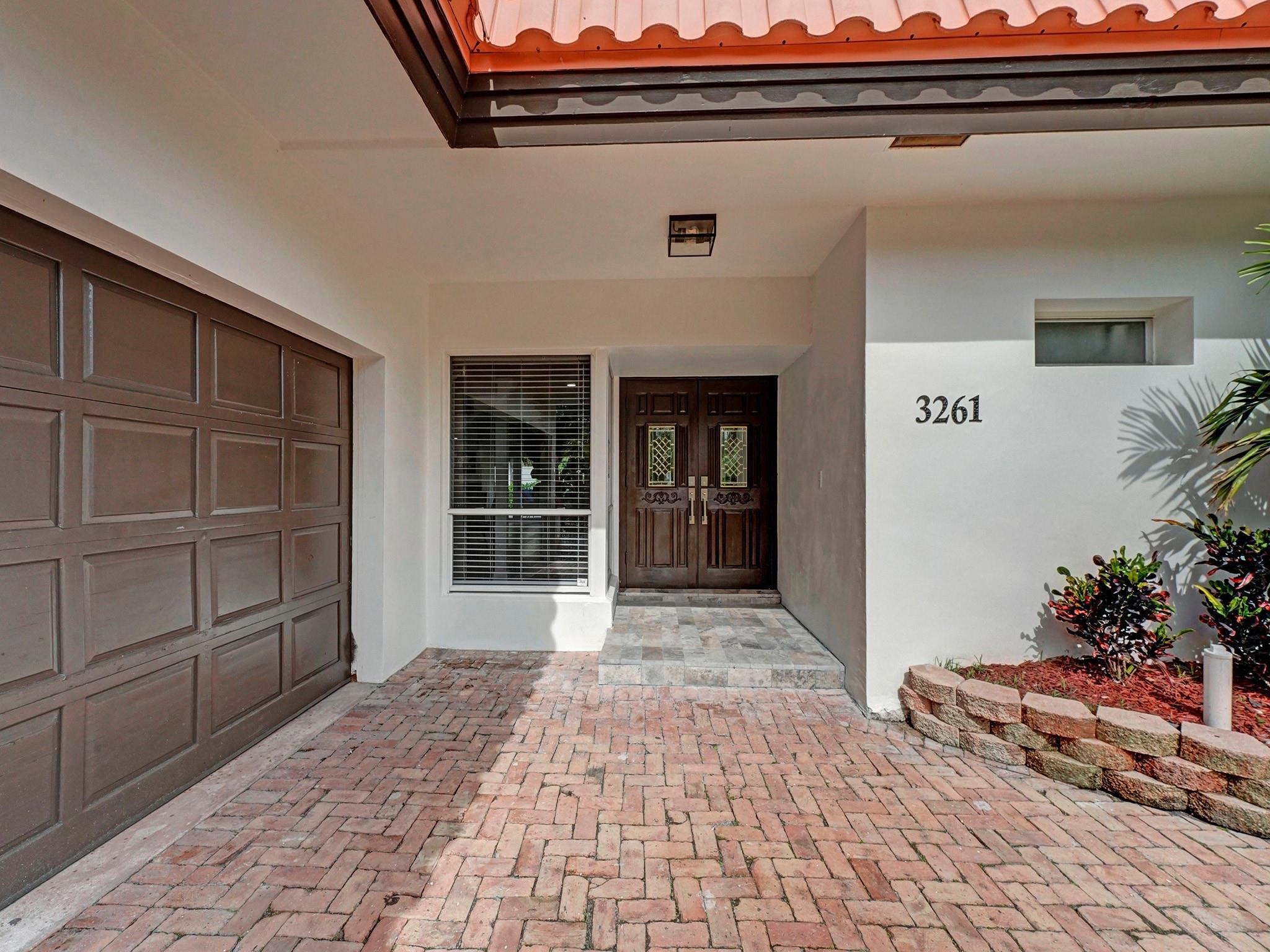 3261 Aqua Vista Drive
