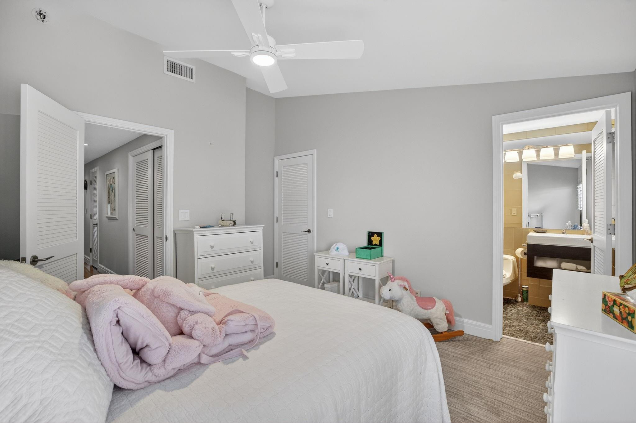 210 Washingtonia Avenue, Lauderdale-By-The-Sea