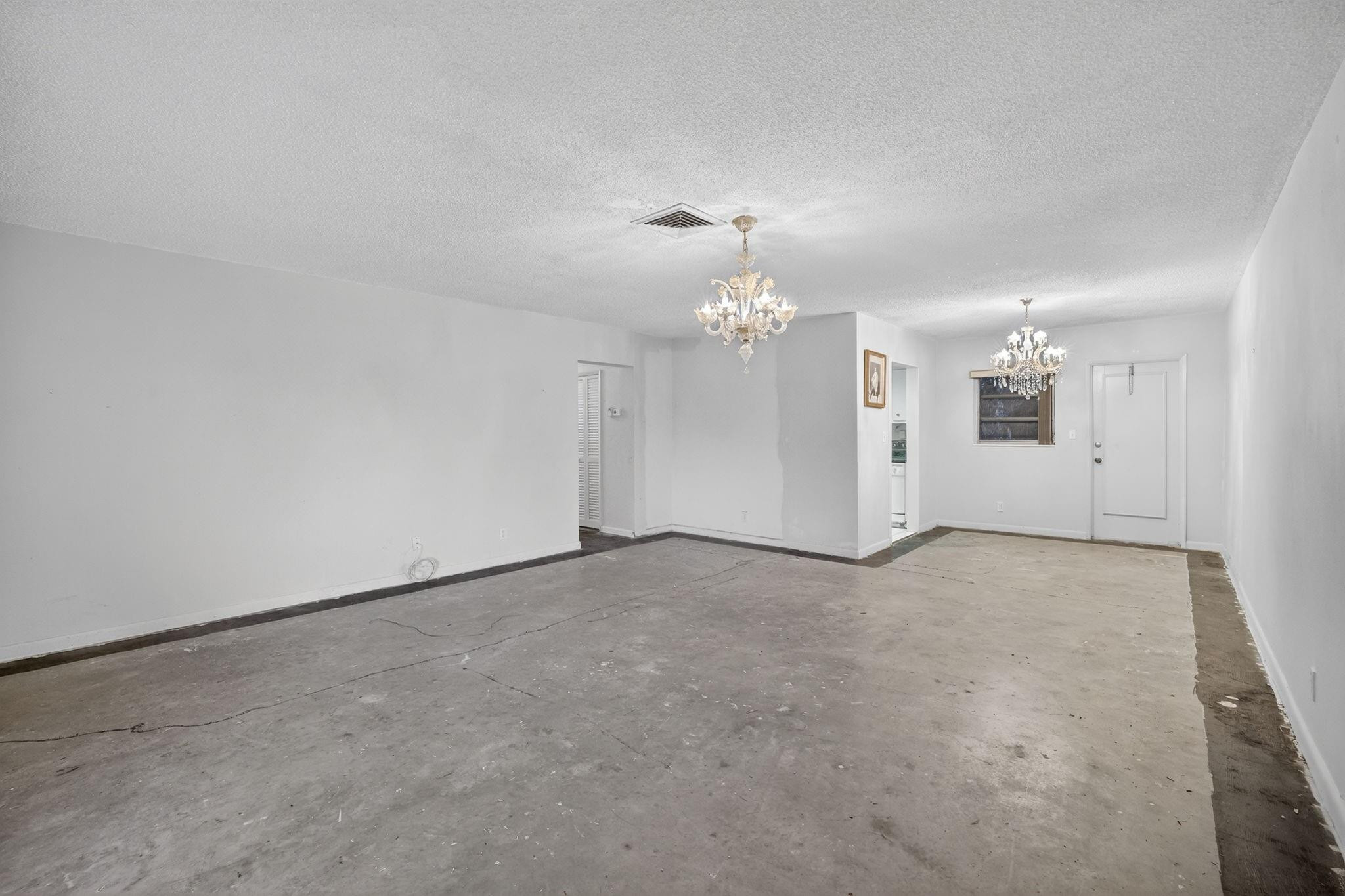 2755 NE 28th Avenue E2