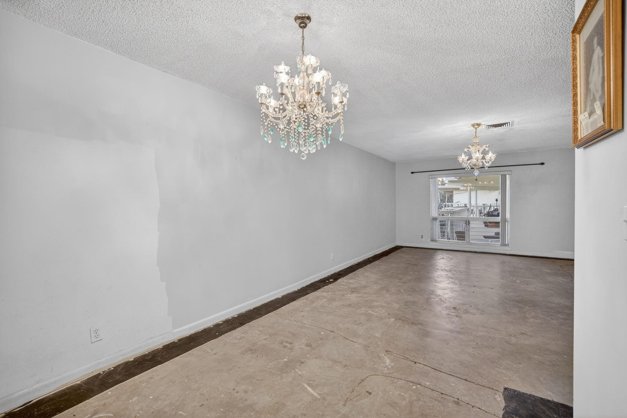 2755 NE 28th Avenue E2