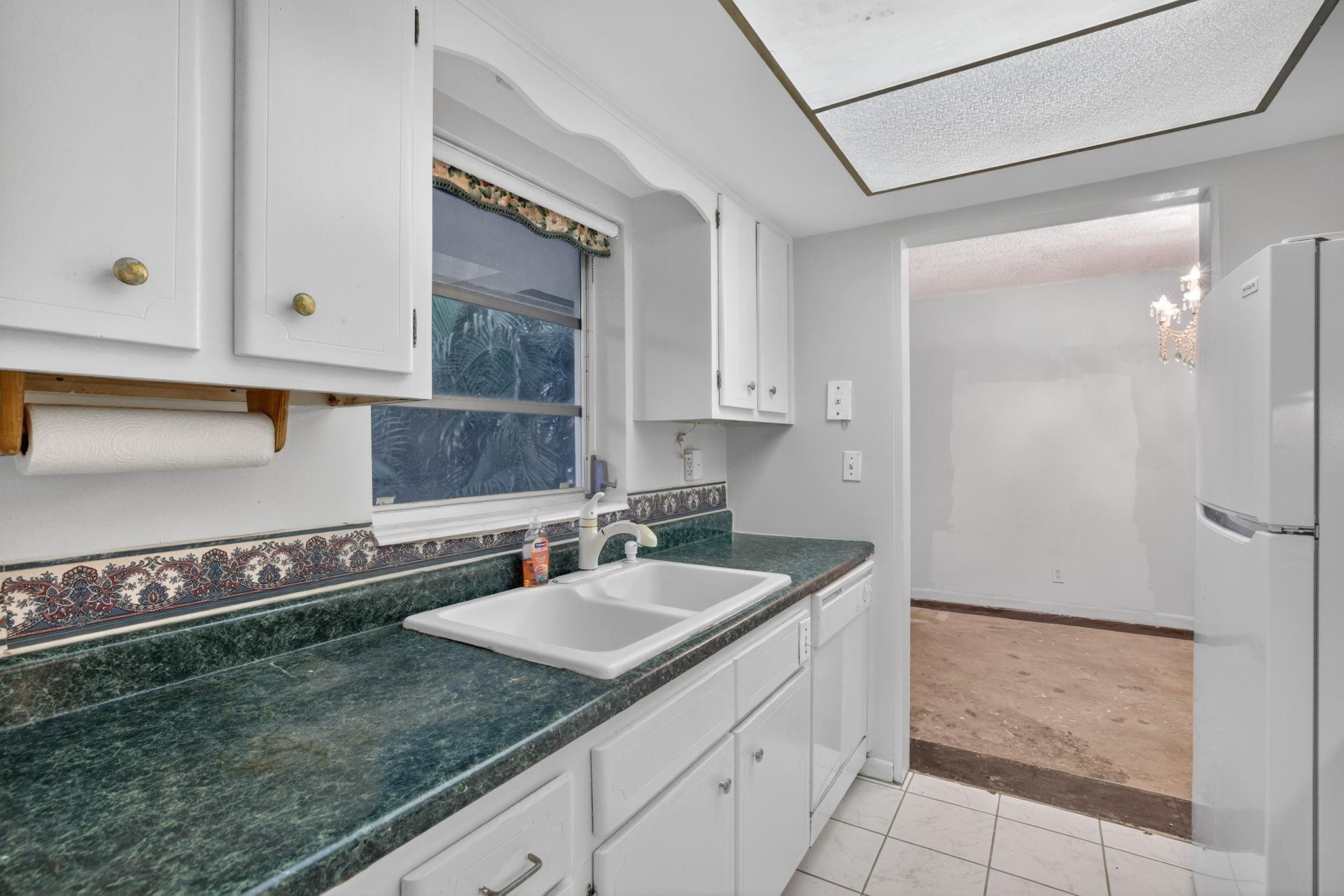 2755 NE 28th Avenue E2