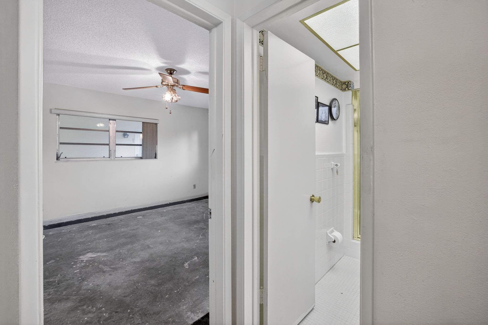 2755 NE 28th Avenue E2