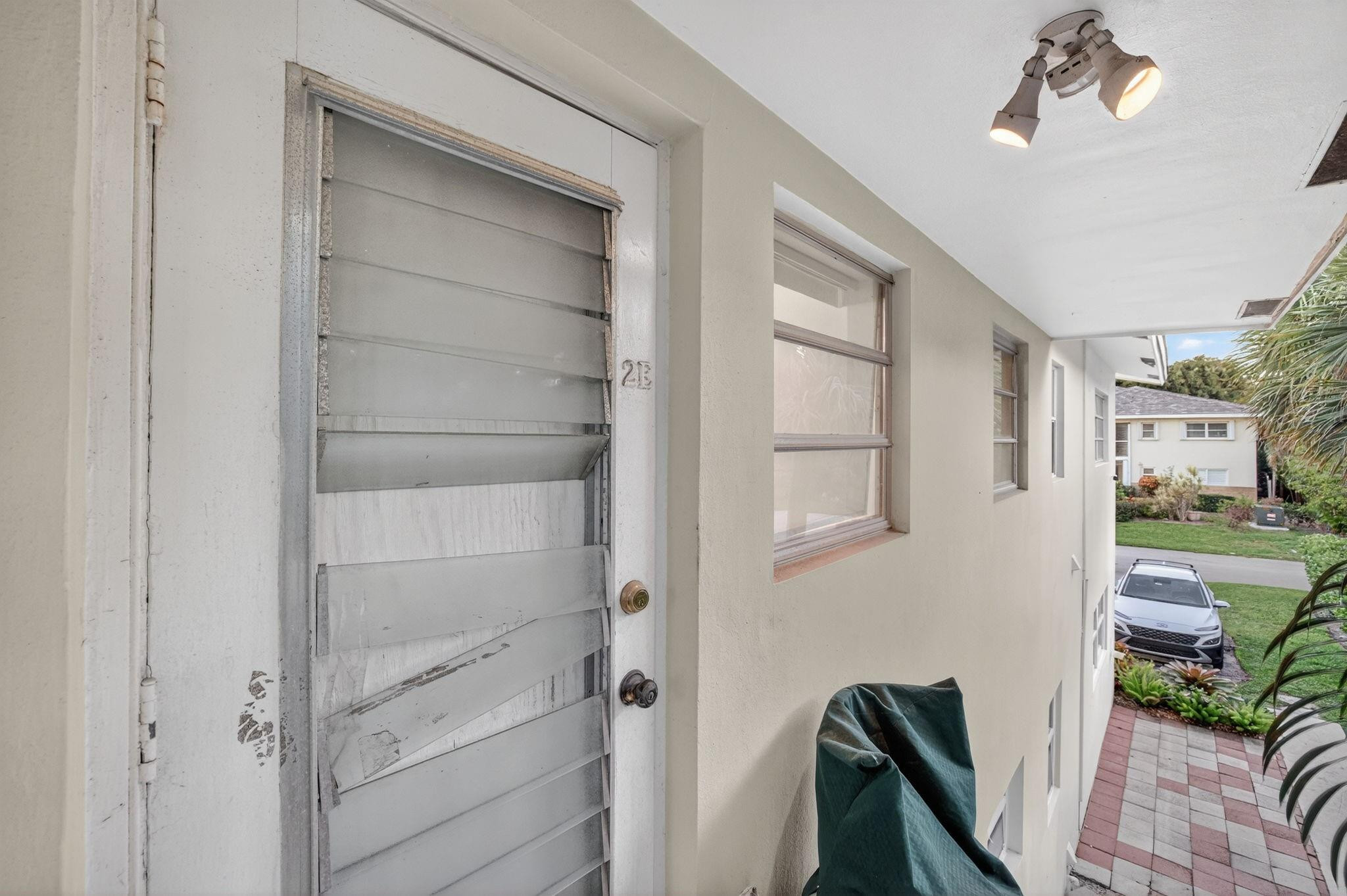 2755 NE 28th Avenue E2