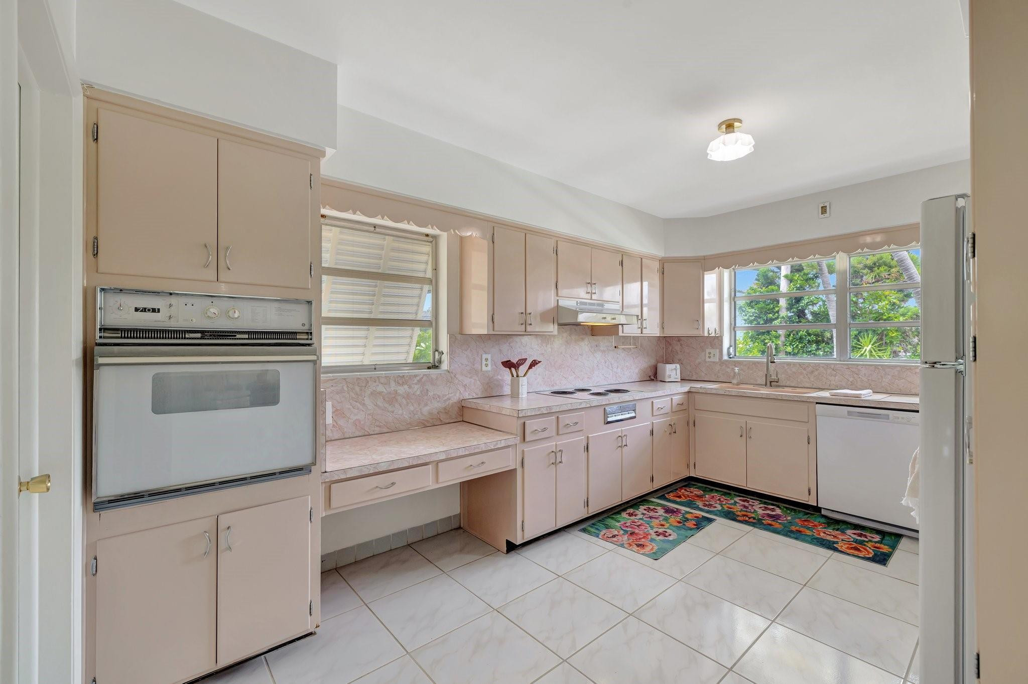 259 Corsair Avenue, Lauderdale-By-The-Sea