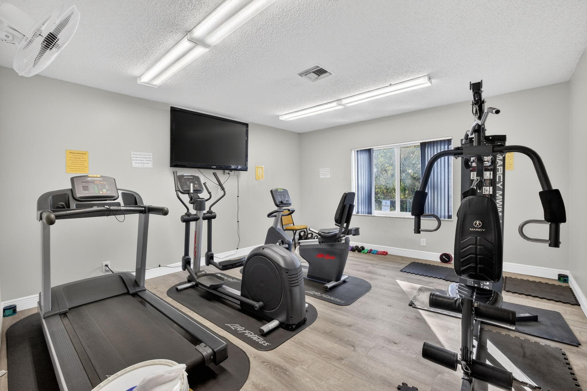 1354 N 12th Court 7B