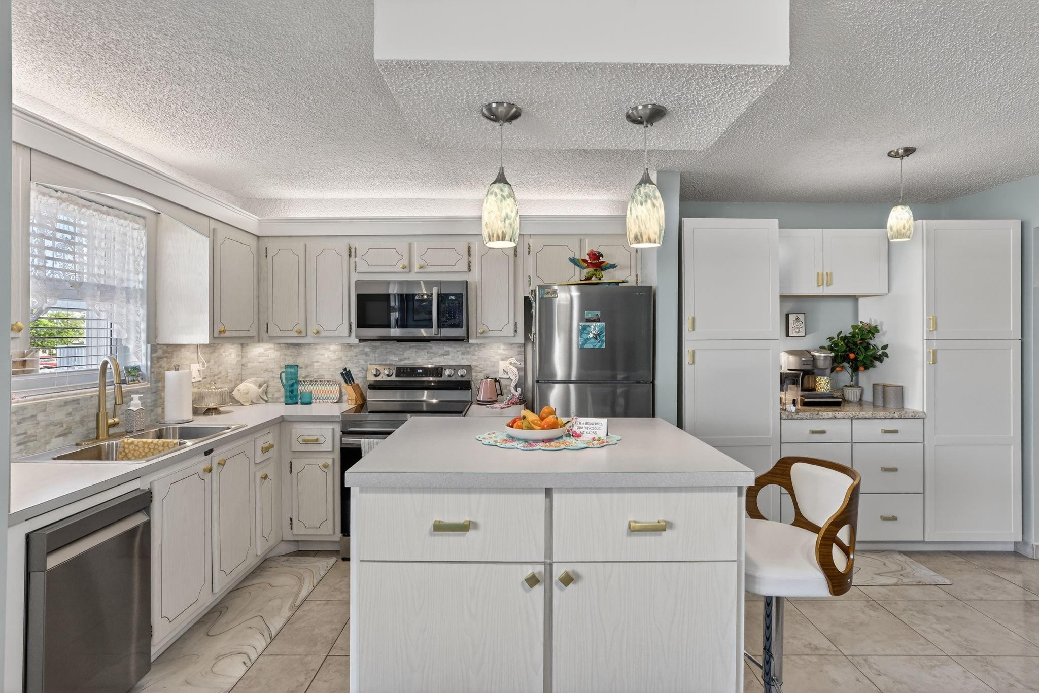 1354 N 12th Court 7B