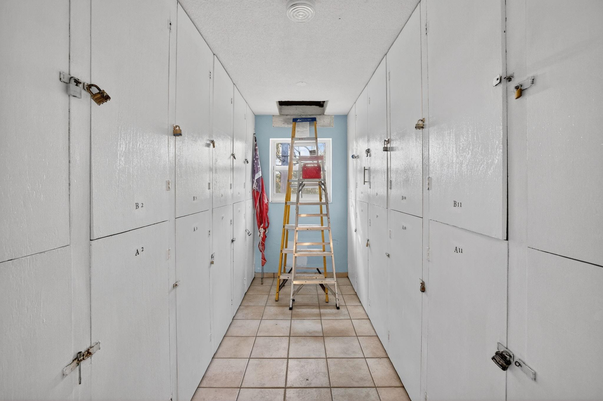 1354 N 12th Court 7B