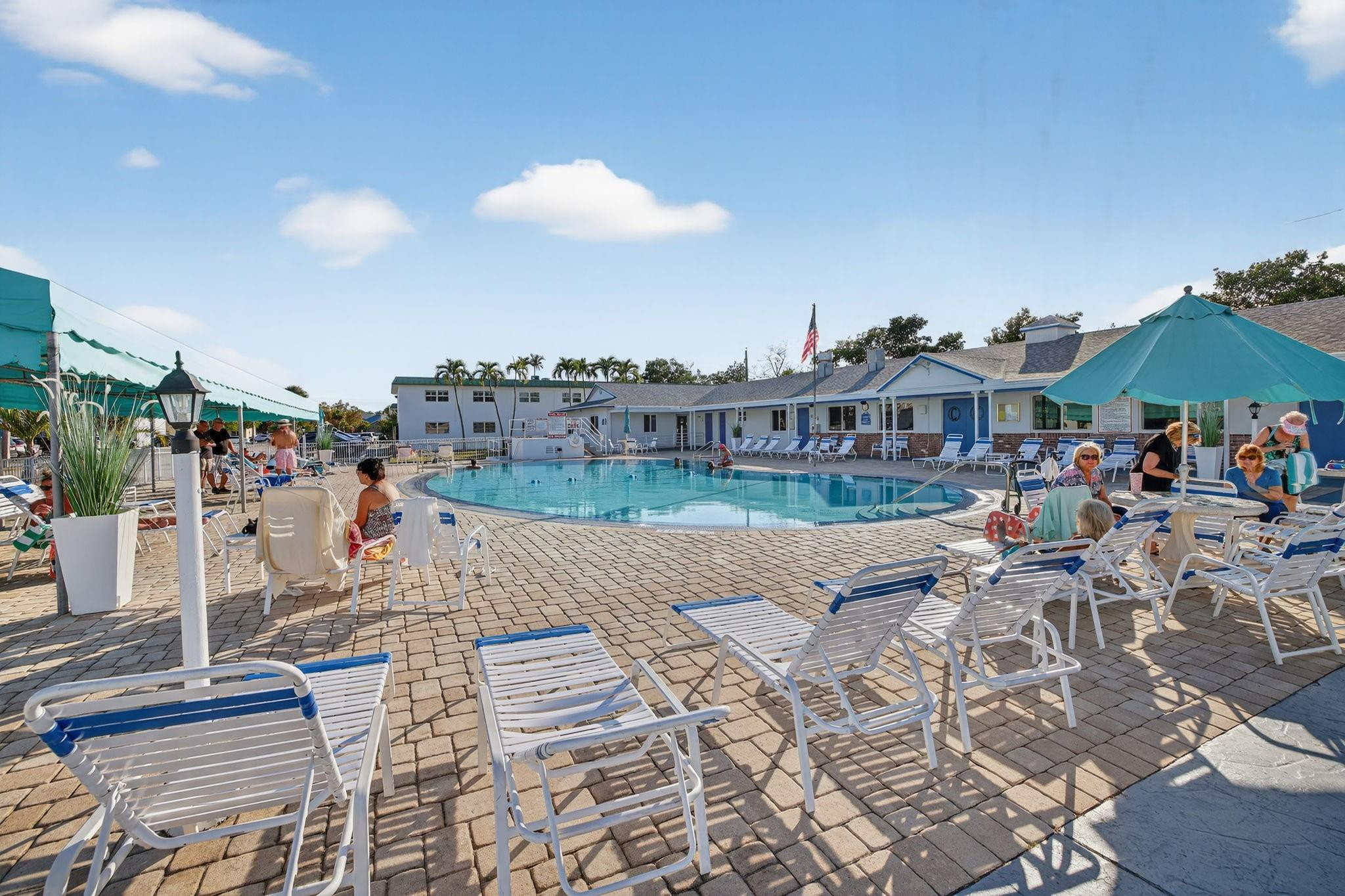 1354 N 12th Court 7B