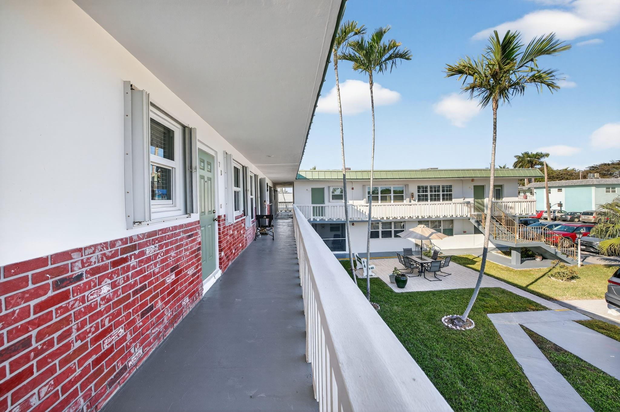 1354 N 12th Court 7B