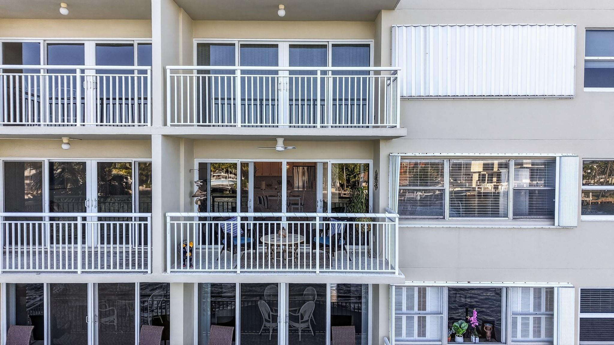 2611 N Riverside Drive 304