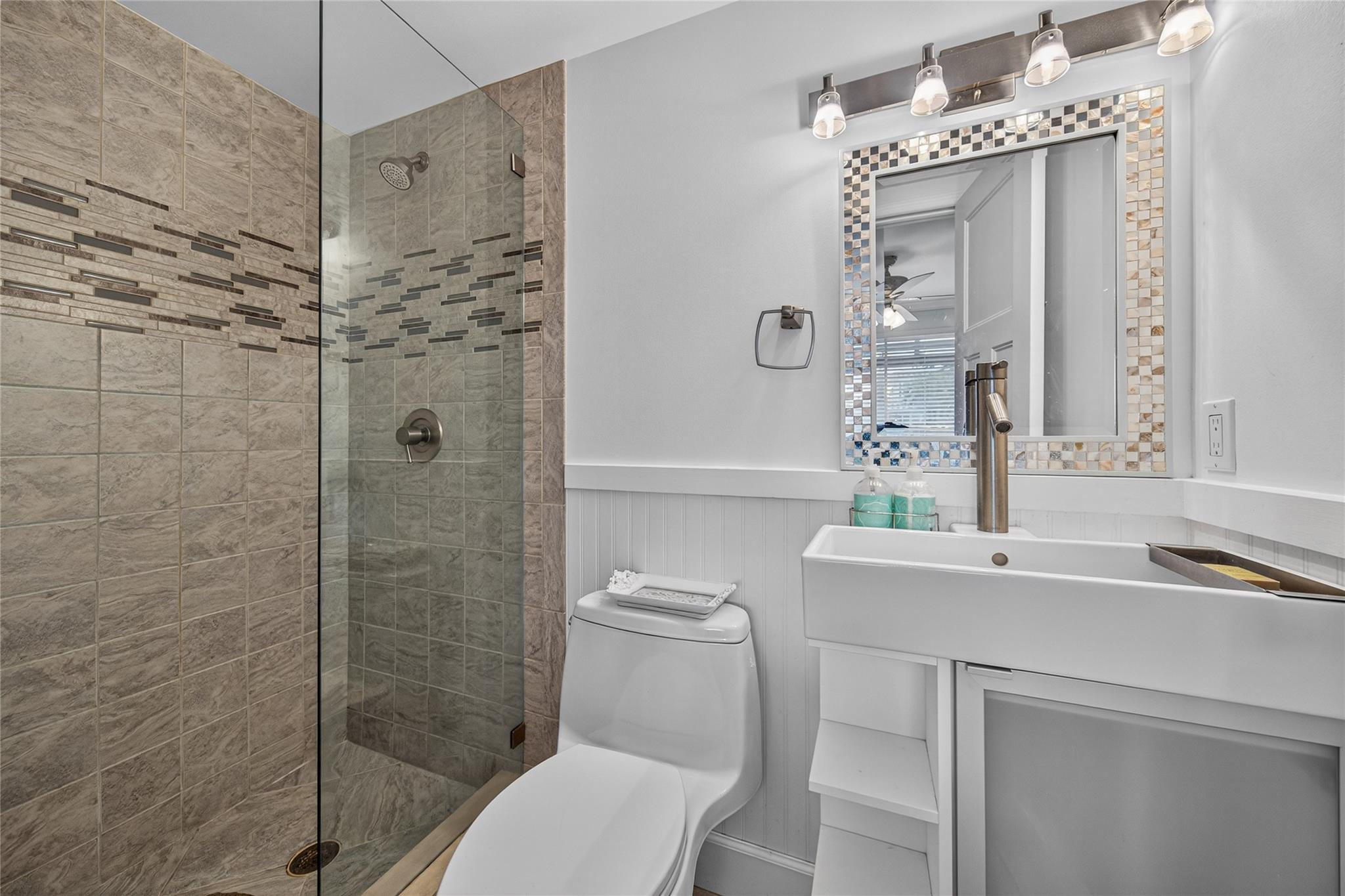 4564 El Mar Drive 1, Lauderdale-By-The-Sea Unit: 1