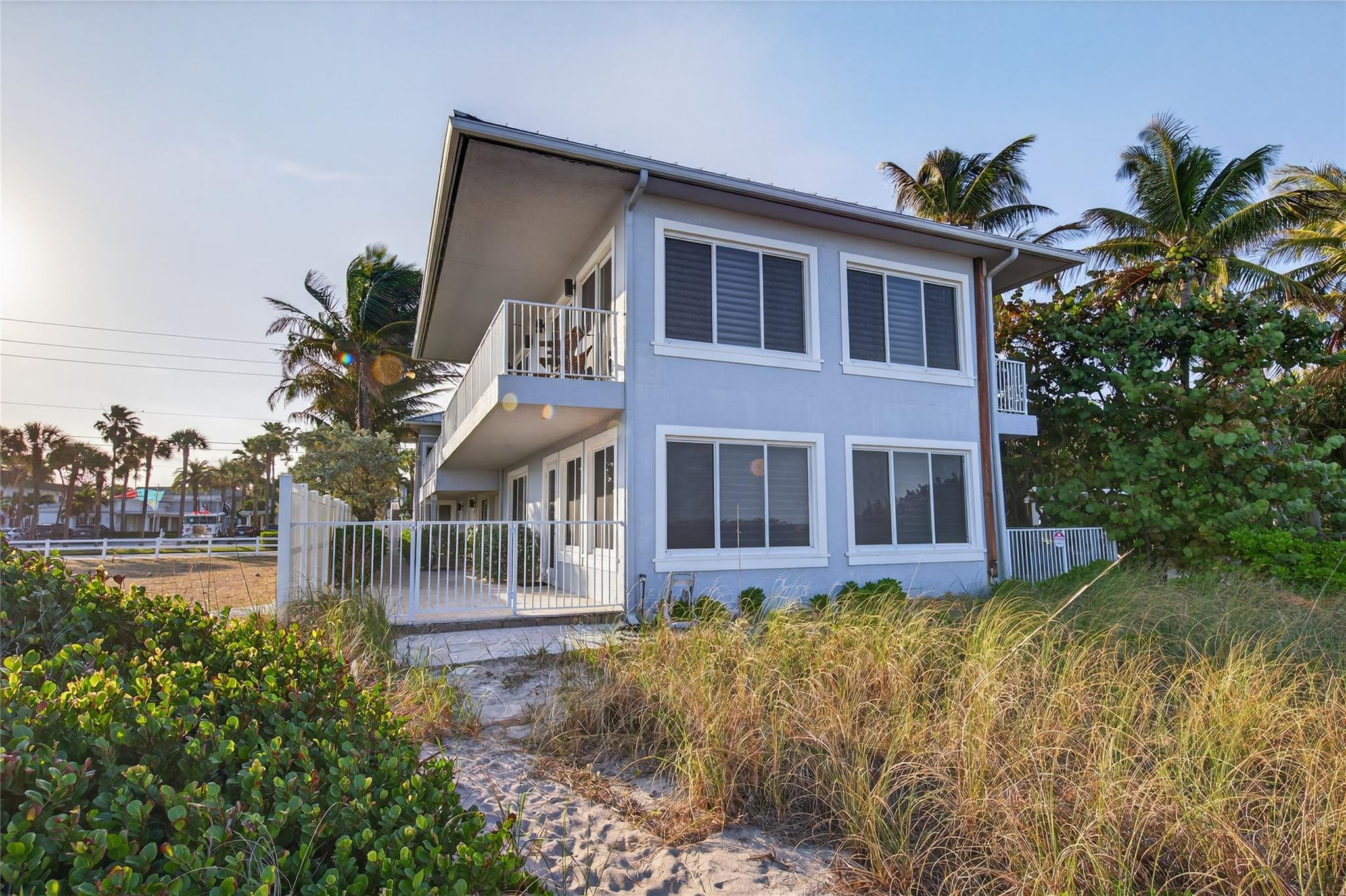 4564 El Mar Drive 1, Lauderdale-By-The-Sea Unit: 1