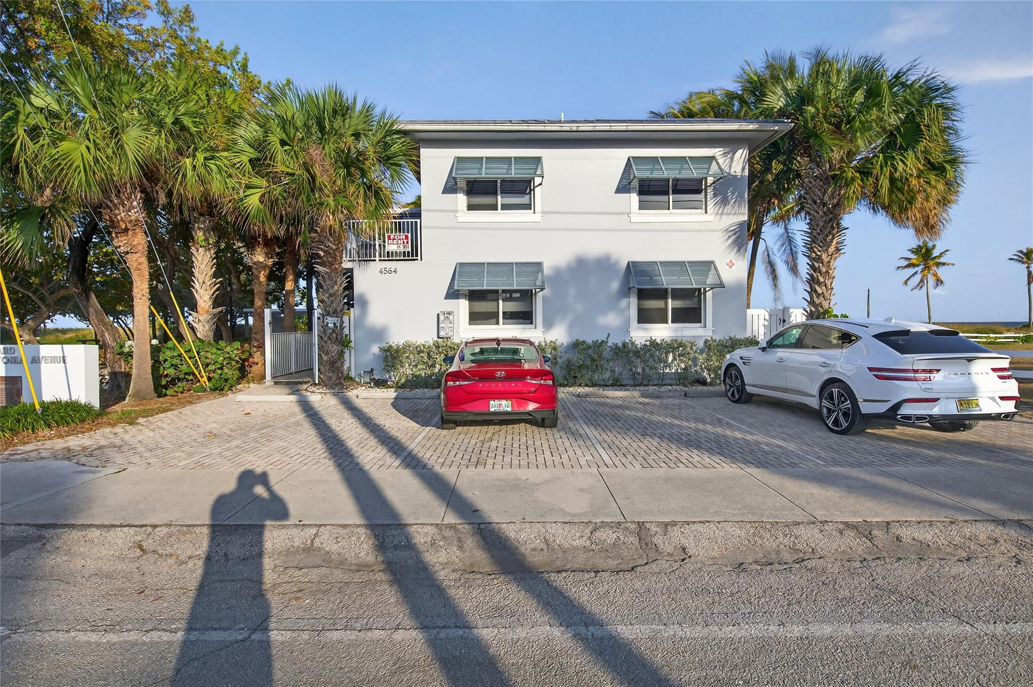 4564 El Mar Drive 1, Lauderdale-By-The-Sea Unit: 1