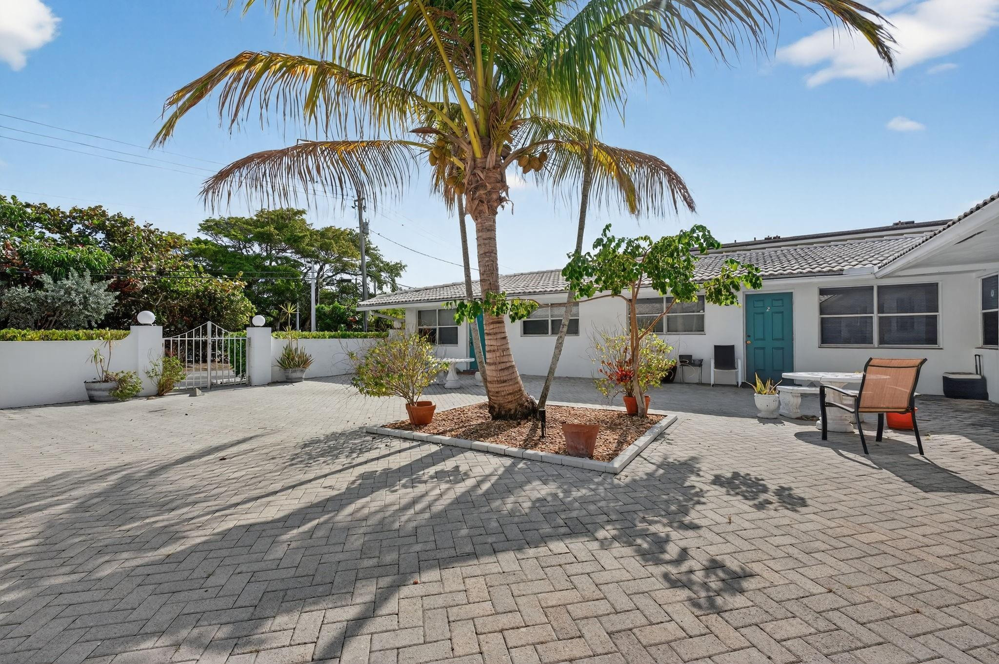 2503 N Ocean Boulevard 6