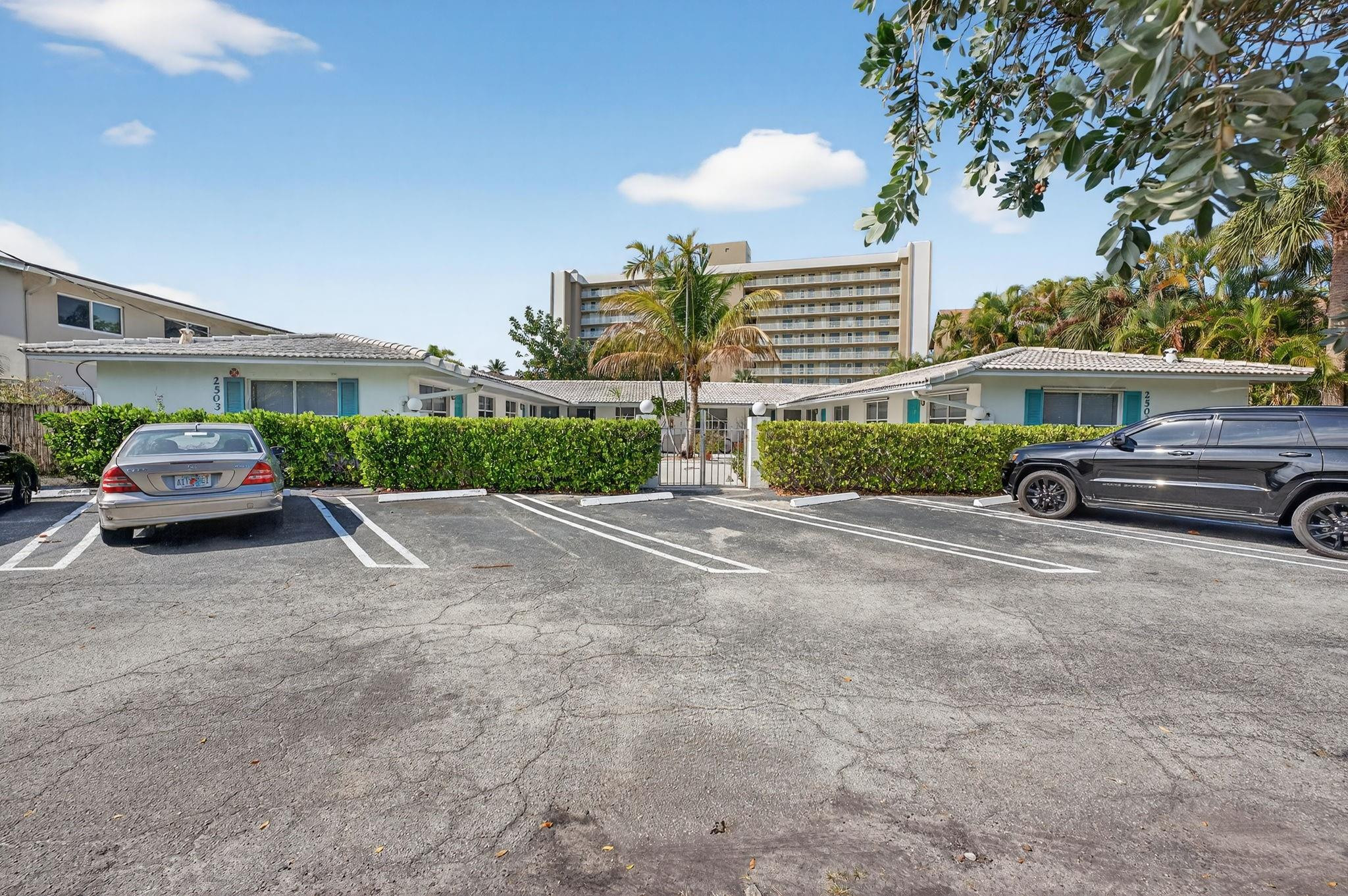 2503 N Ocean Boulevard 6