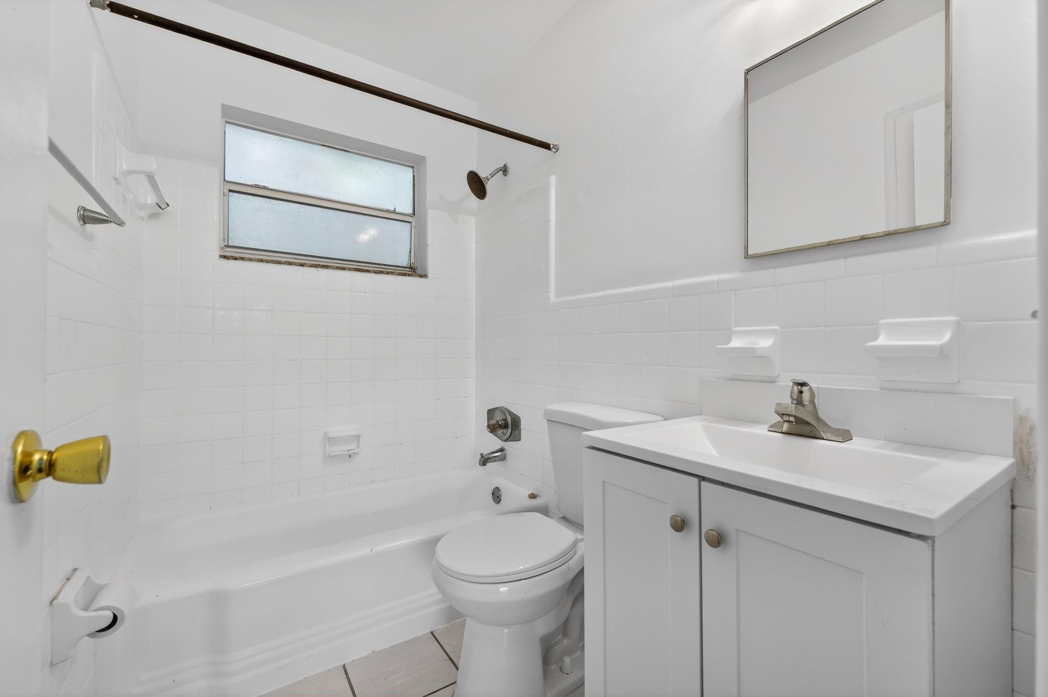 2503 N Ocean Boulevard 6