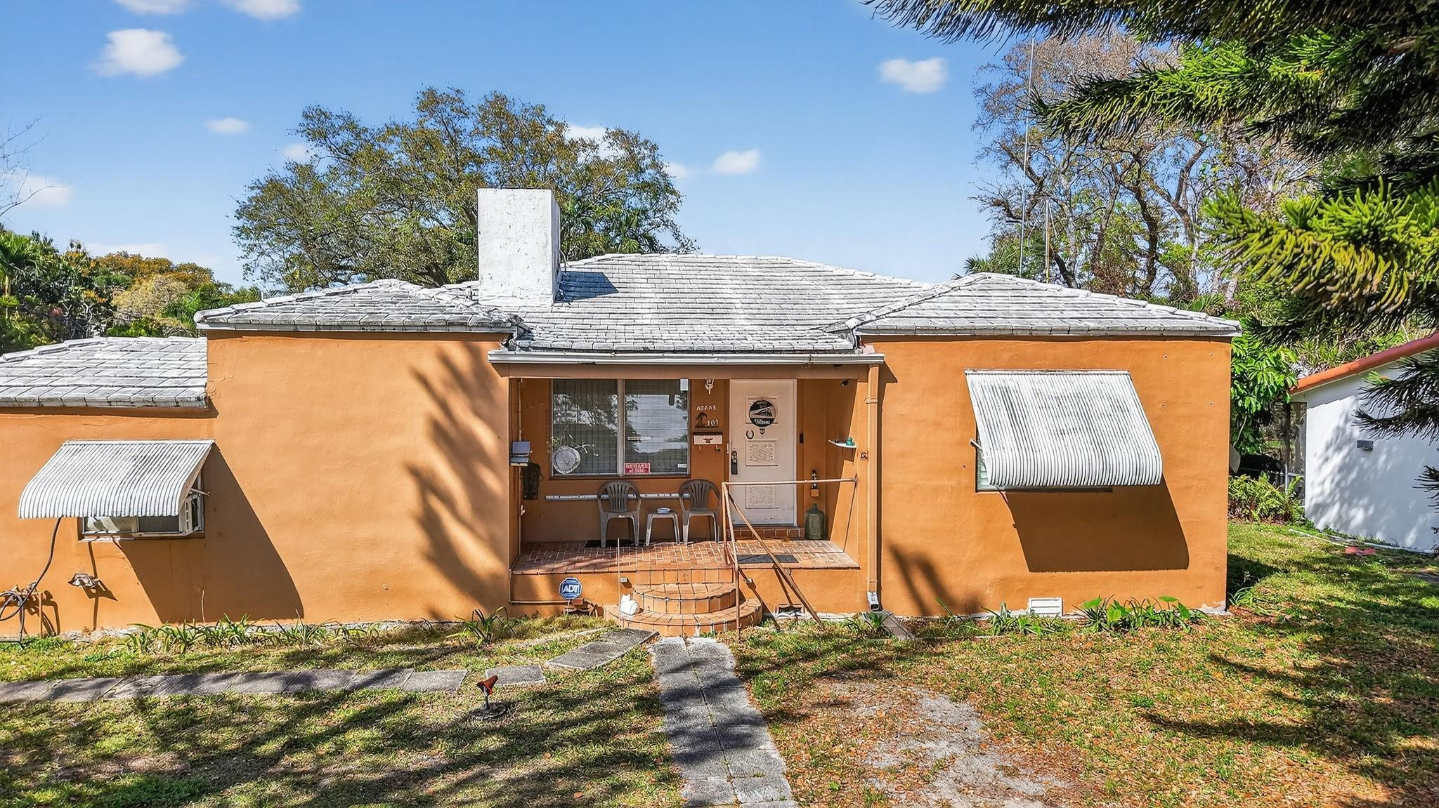 707 NE 113th Street