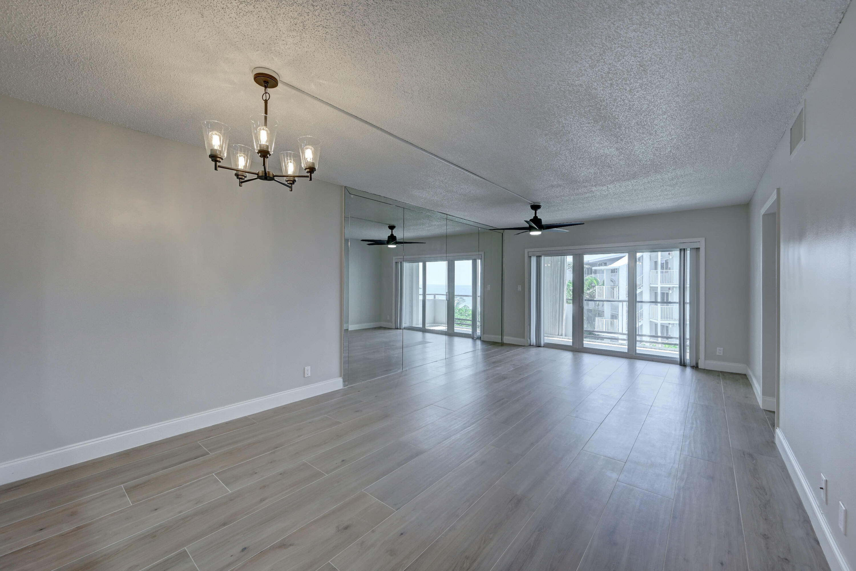 1500 S Ocean Boulevard 303, Lauderdale-By-The-Sea Unit: 303