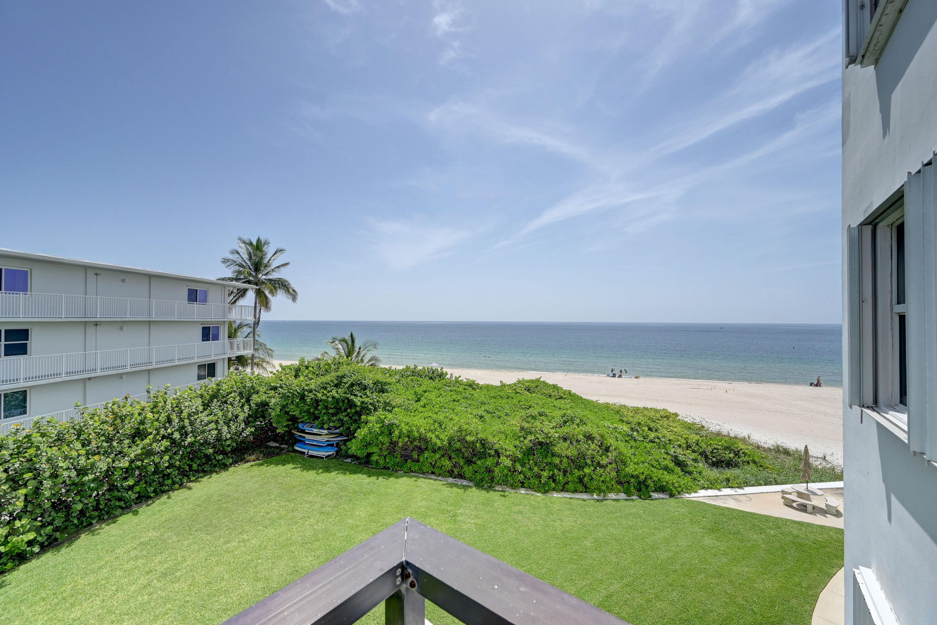 1500 S Ocean Boulevard 303, Lauderdale-By-The-Sea Unit: 303