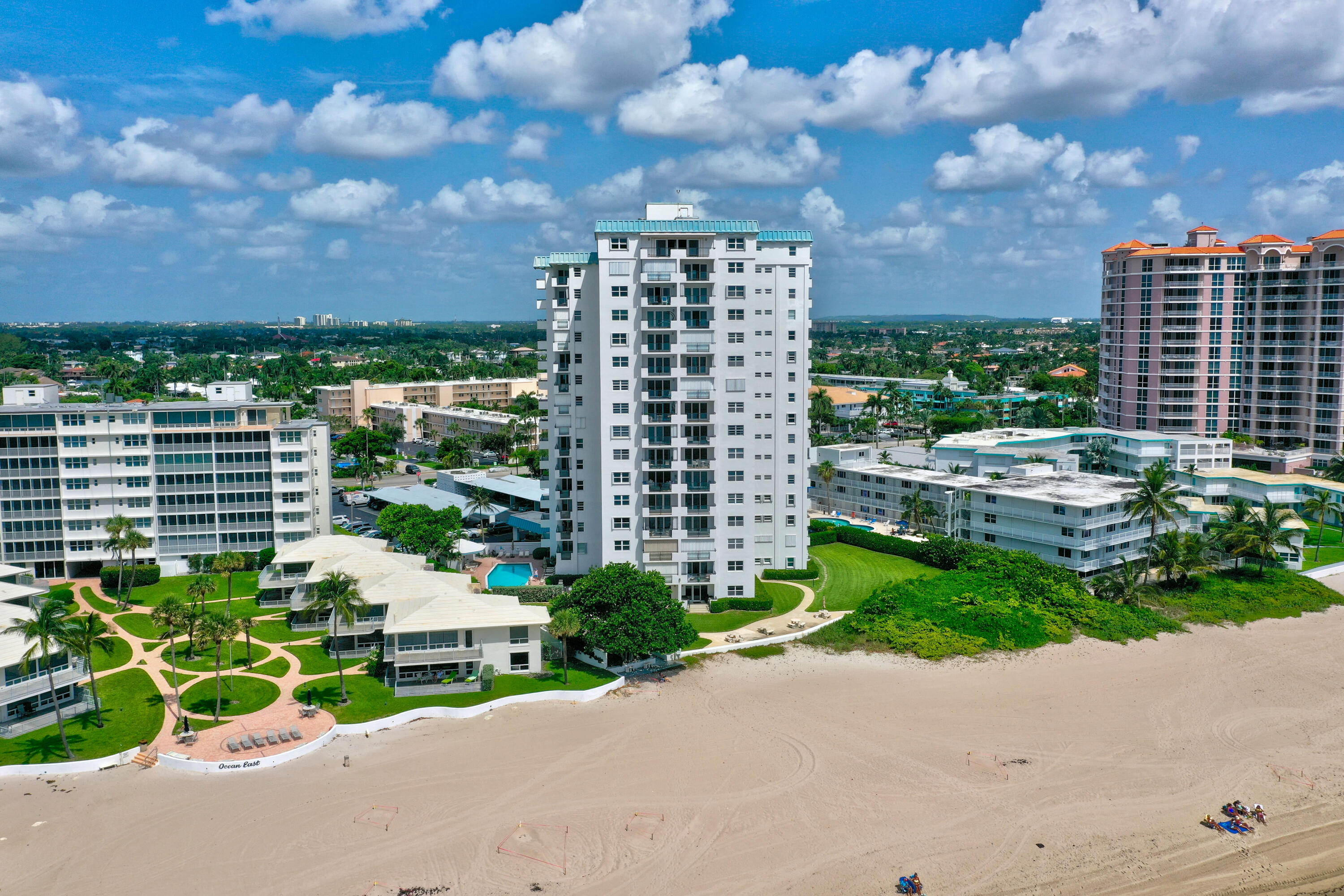 1500 S Ocean Boulevard 303, Lauderdale-By-The-Sea Unit: 303