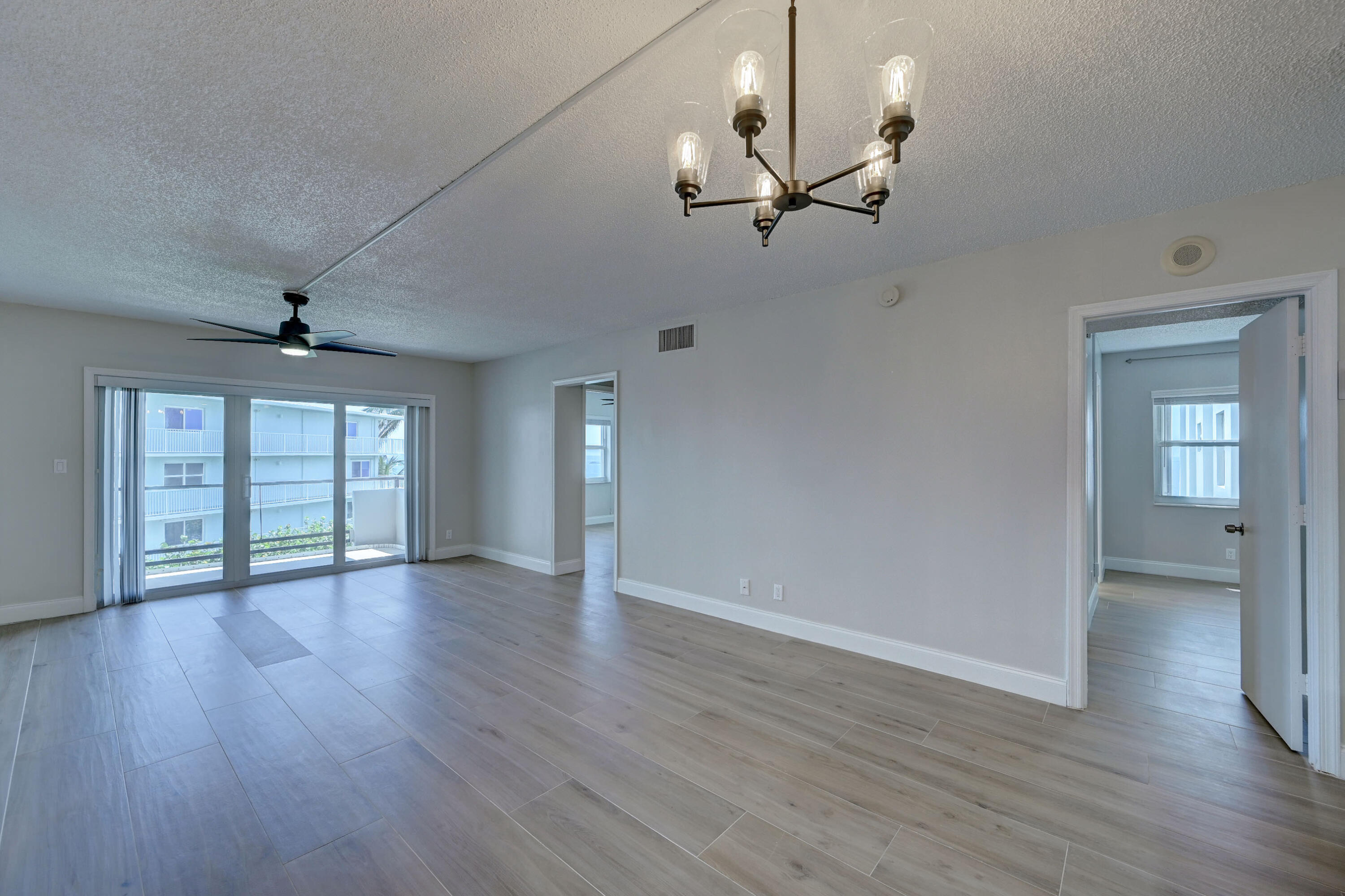 1500 S Ocean Boulevard 303, Lauderdale-By-The-Sea Unit: 303