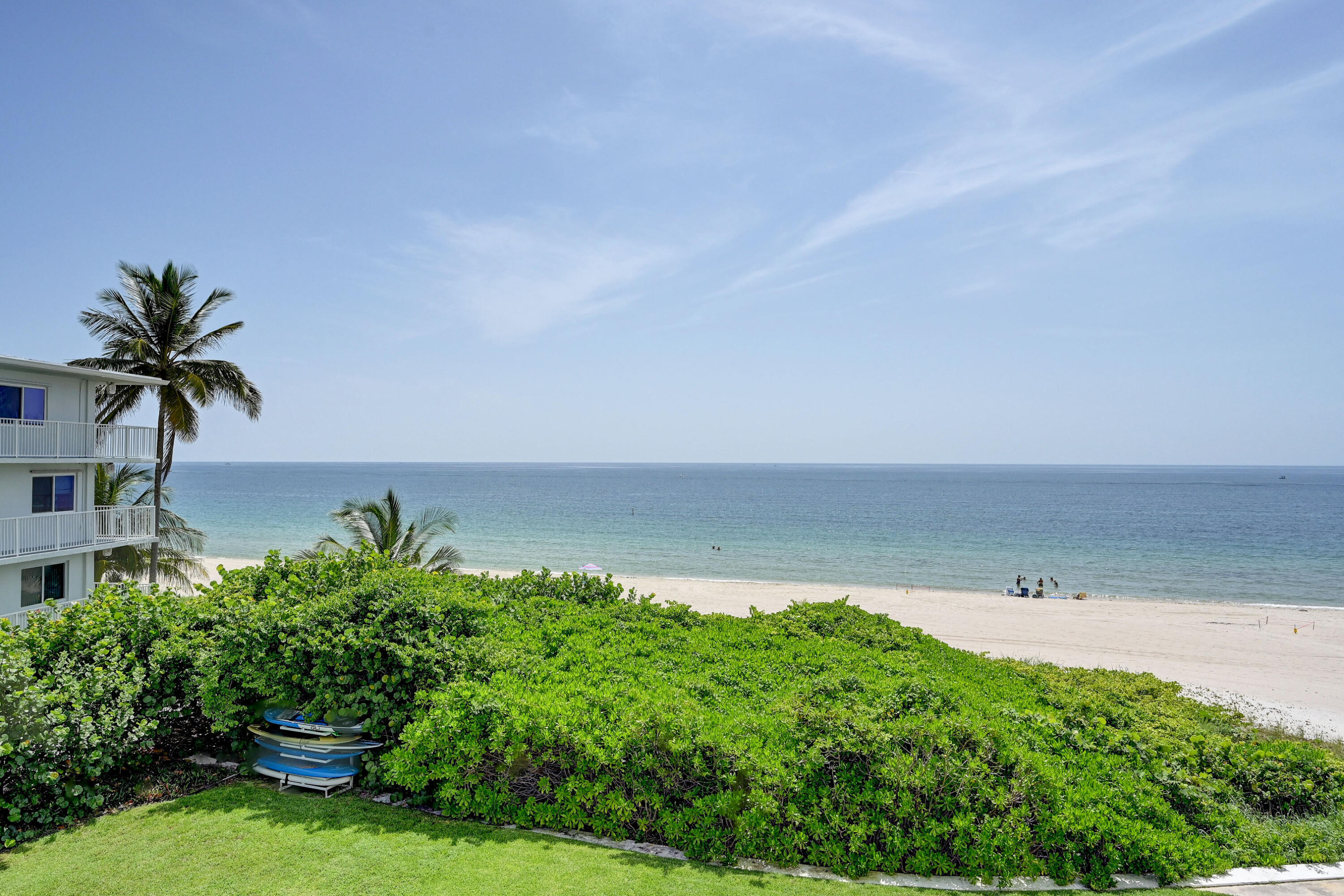 1500 S Ocean Boulevard 303, Lauderdale-By-The-Sea Unit: 303