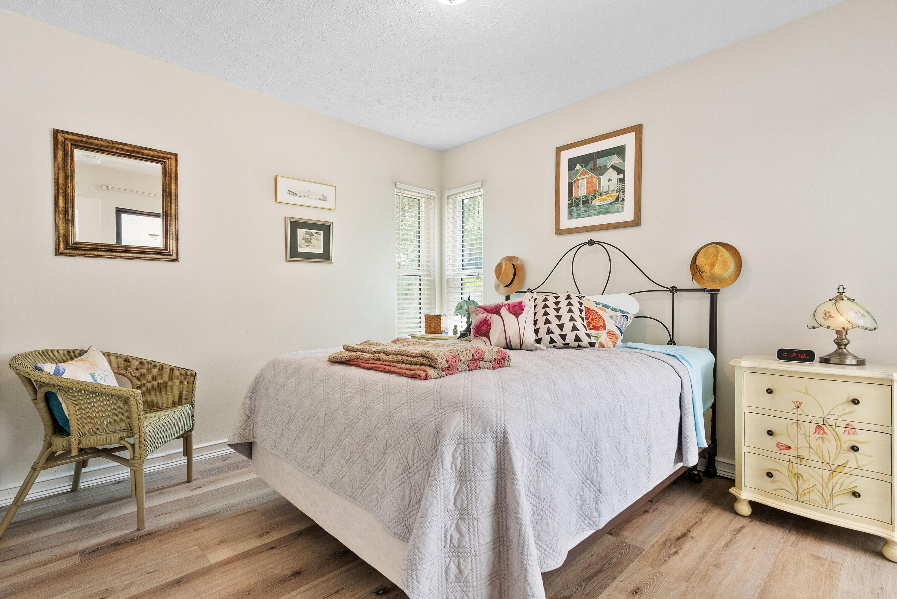 858 SE Cavern Avenue, Port St. Lucie