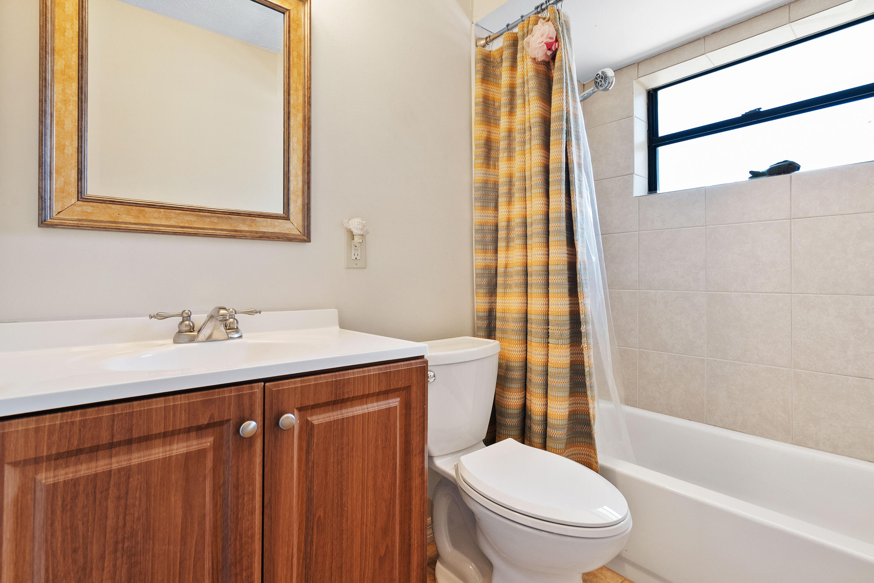 858 SE Cavern Avenue, Port St. Lucie