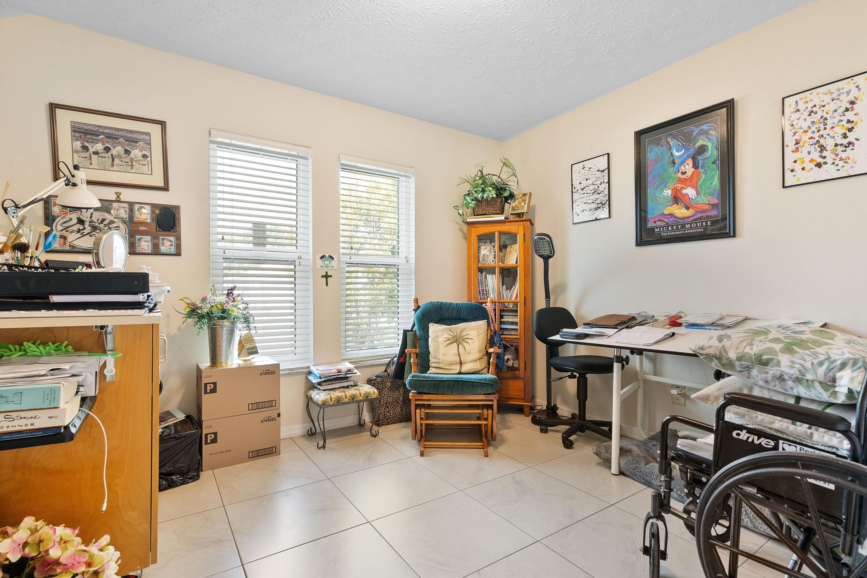 858 SE Cavern Avenue, Port St. Lucie