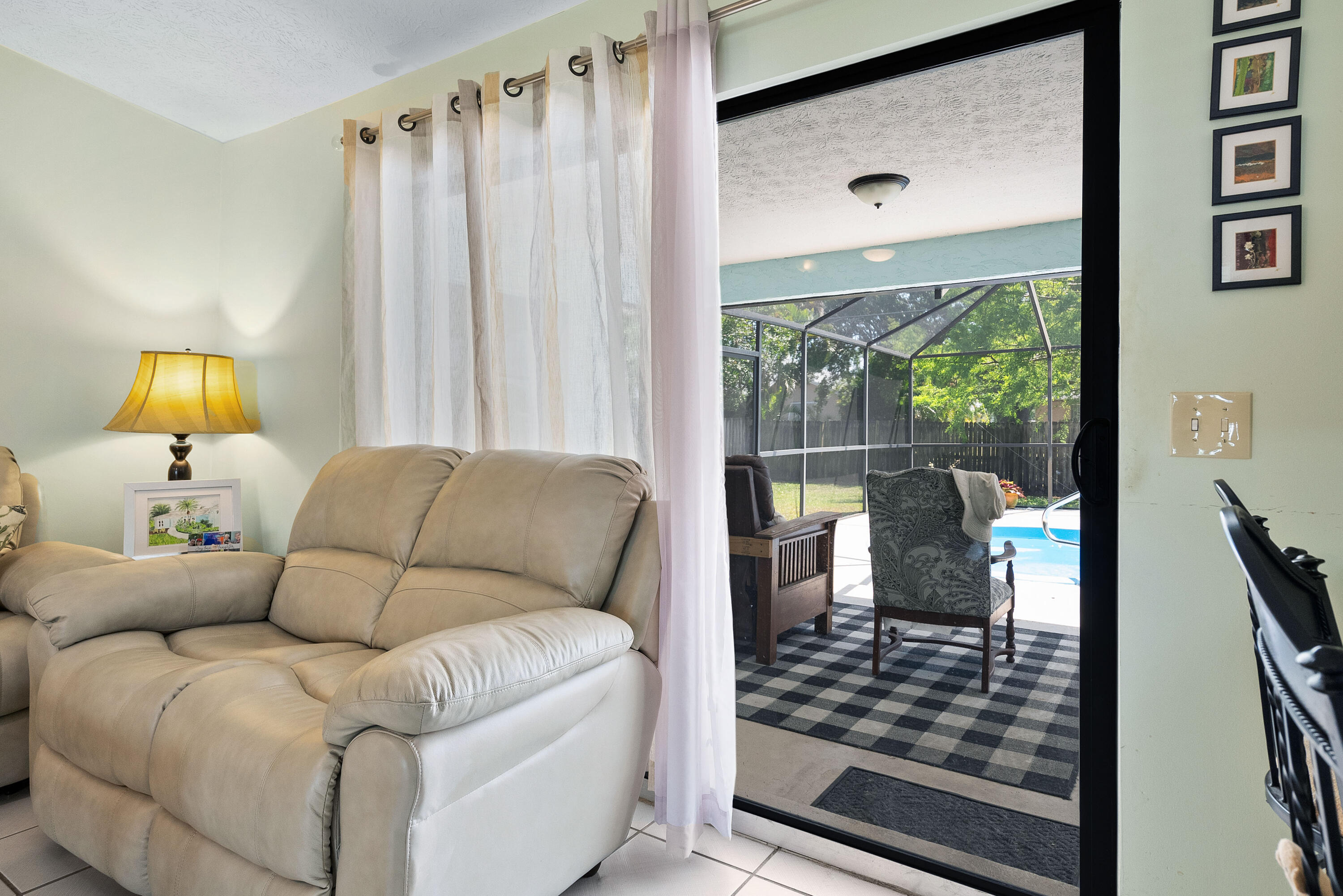 858 SE Cavern Avenue, Port St. Lucie
