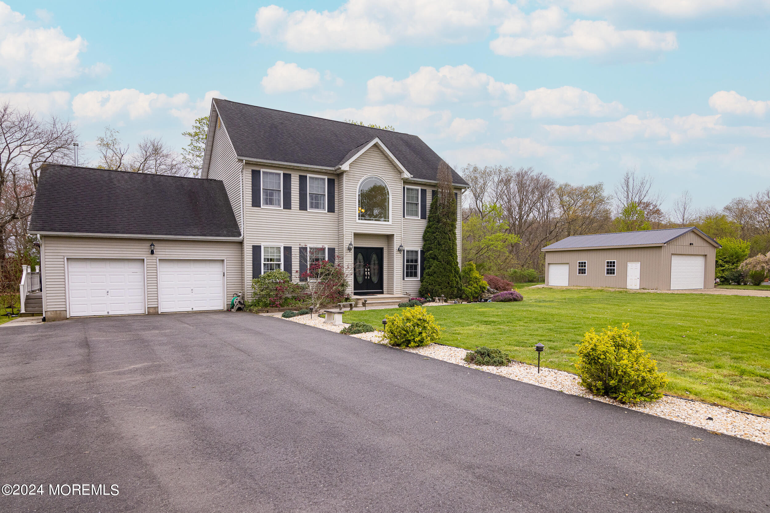 13 Jansen Court