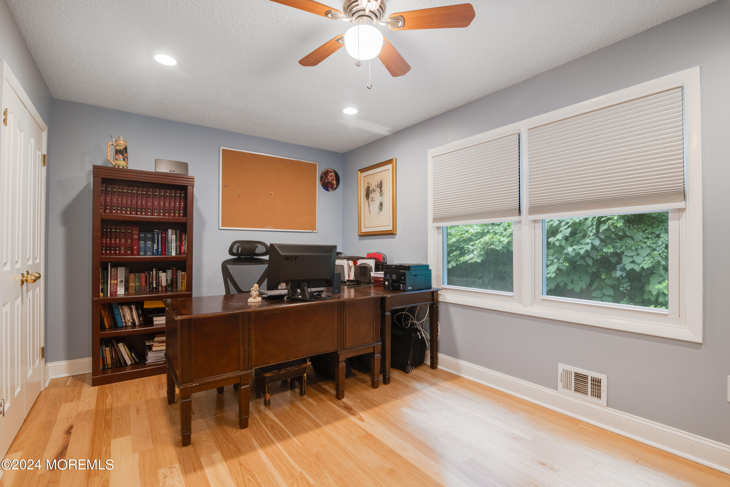 255 Shore Drive, 13