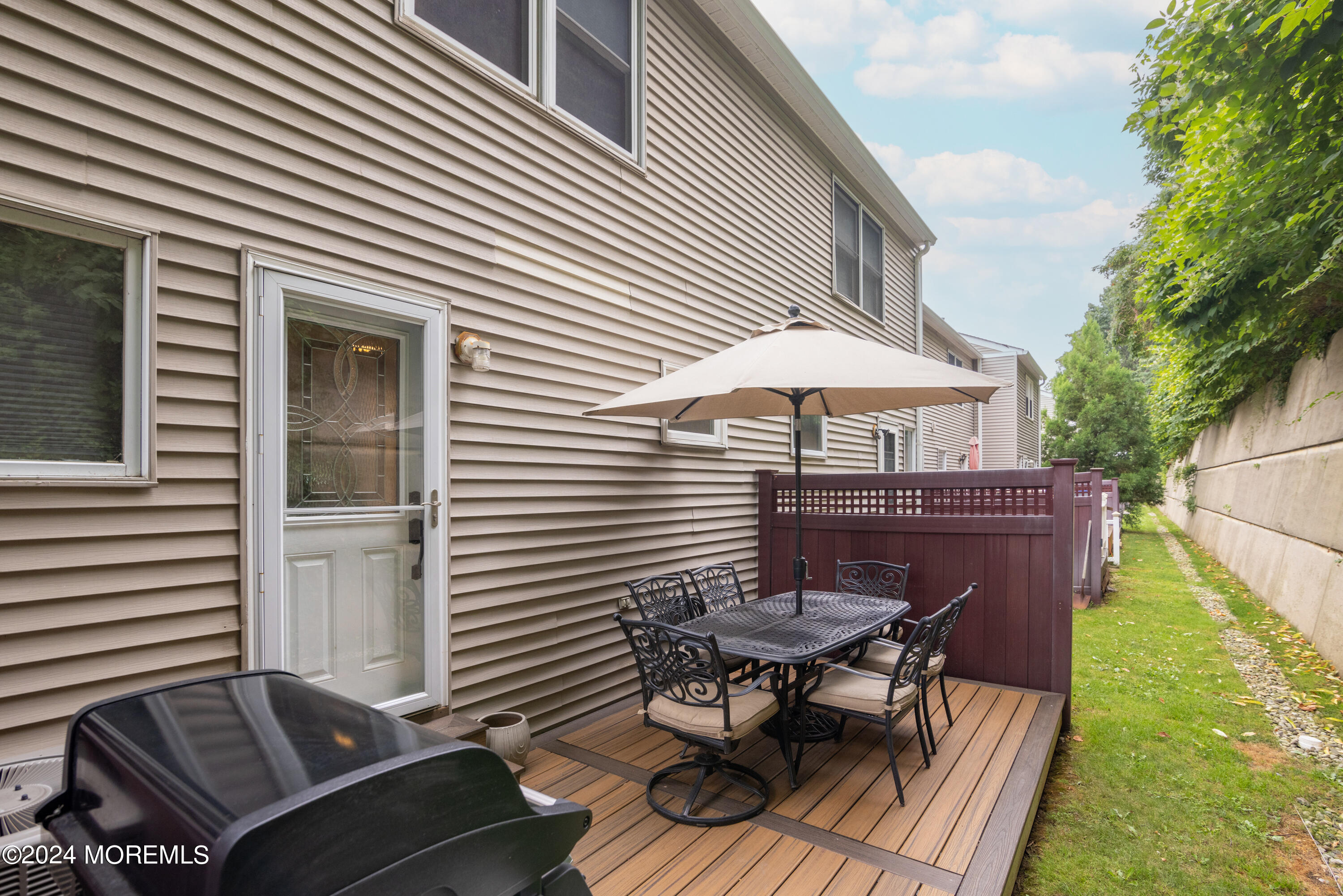 255 Shore Drive, 13