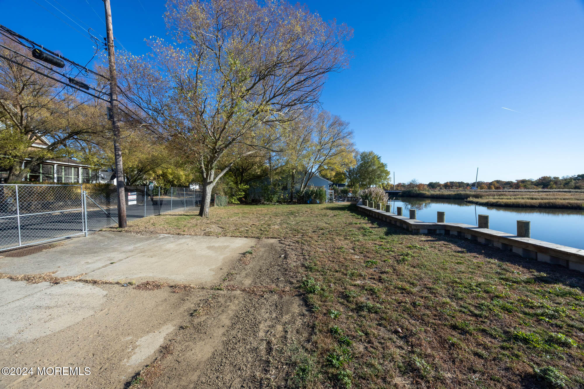 115 Creek Road