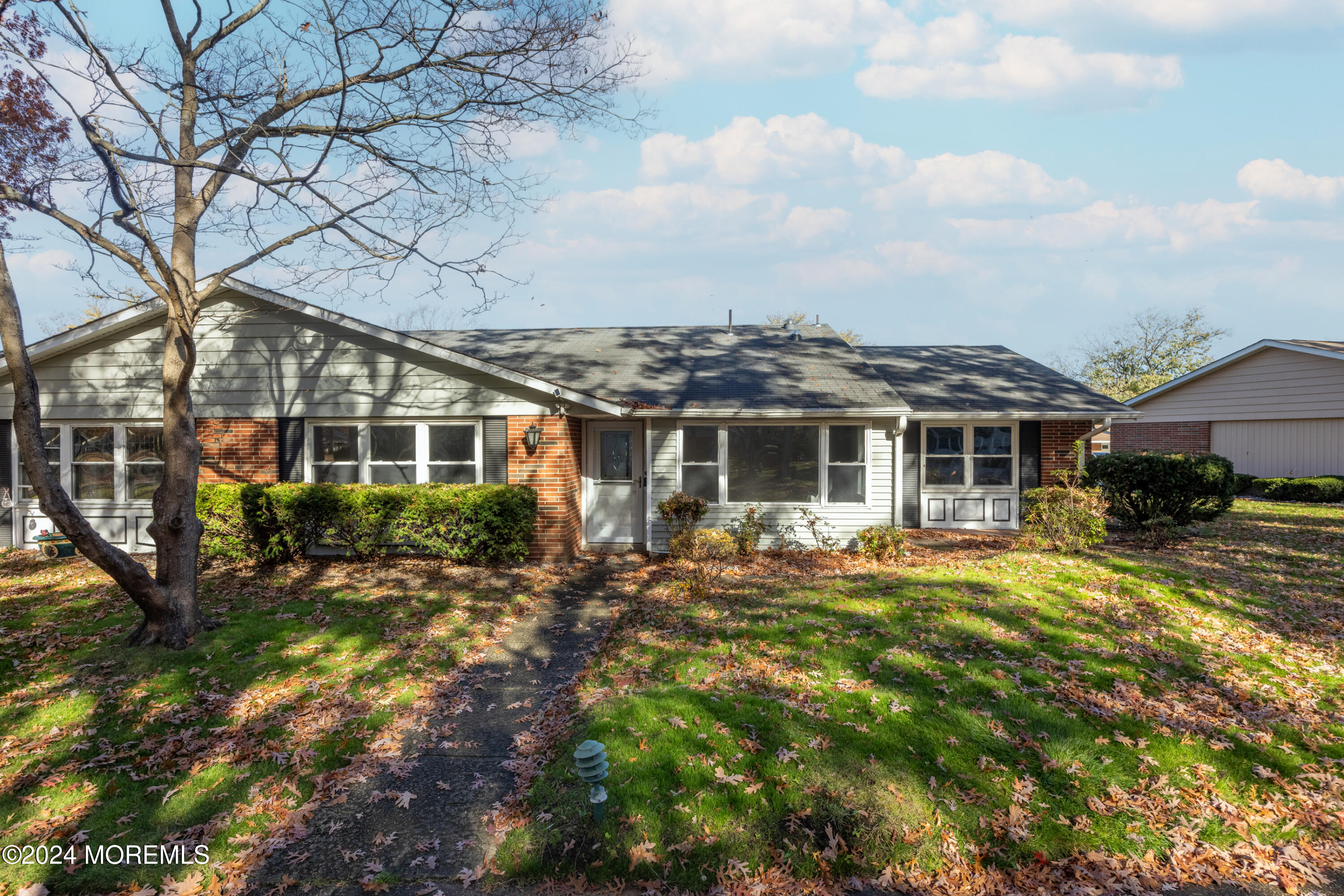 208B Huntington Drive
