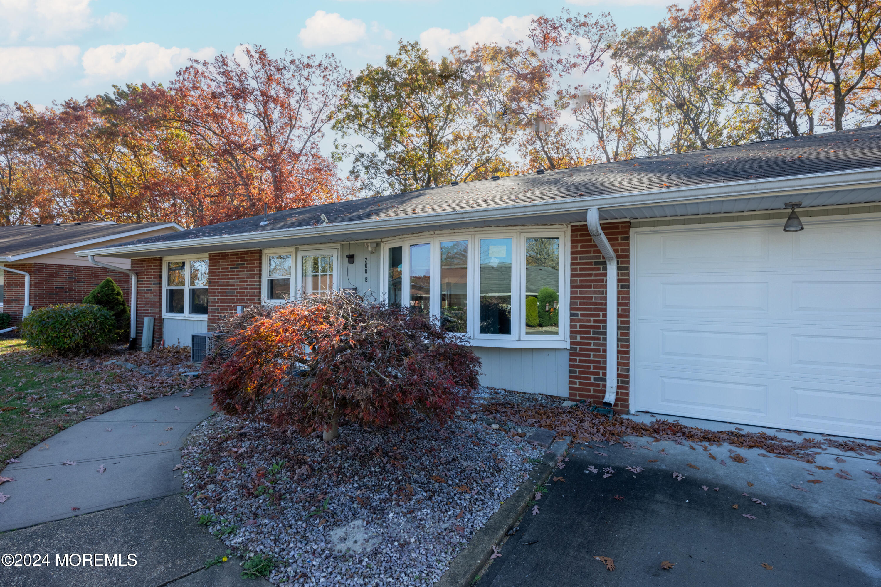 208B Huntington Drive