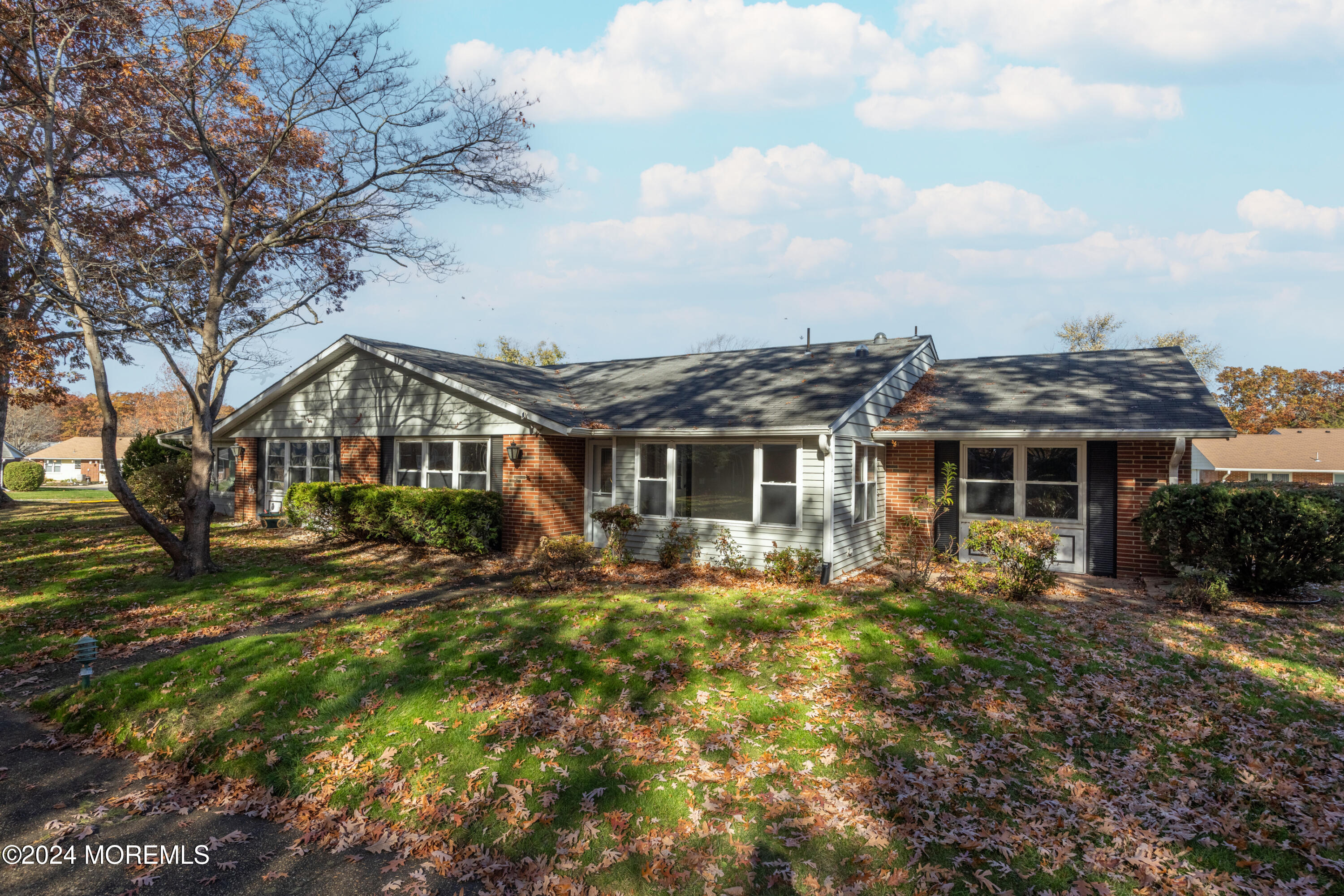 208B Huntington Drive