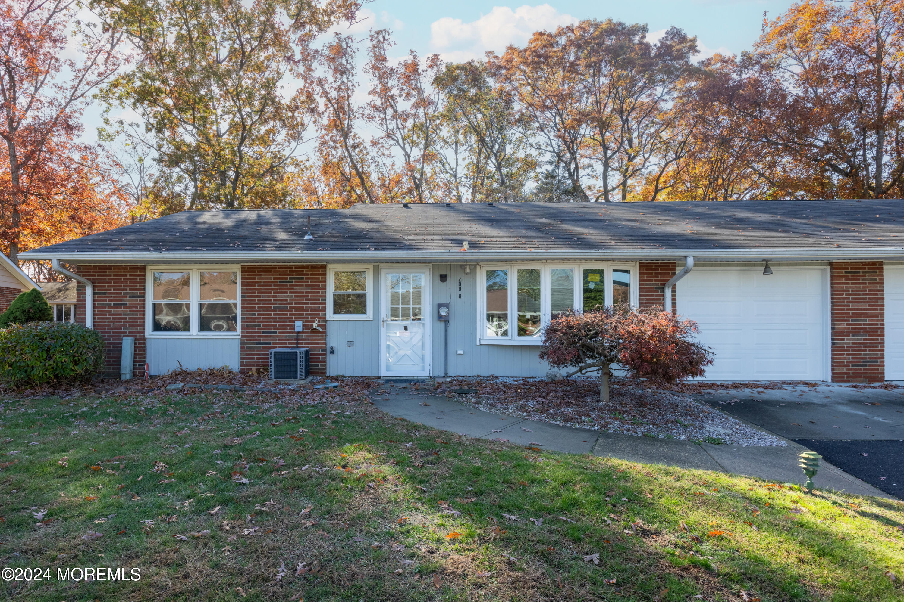 208B Huntington Drive